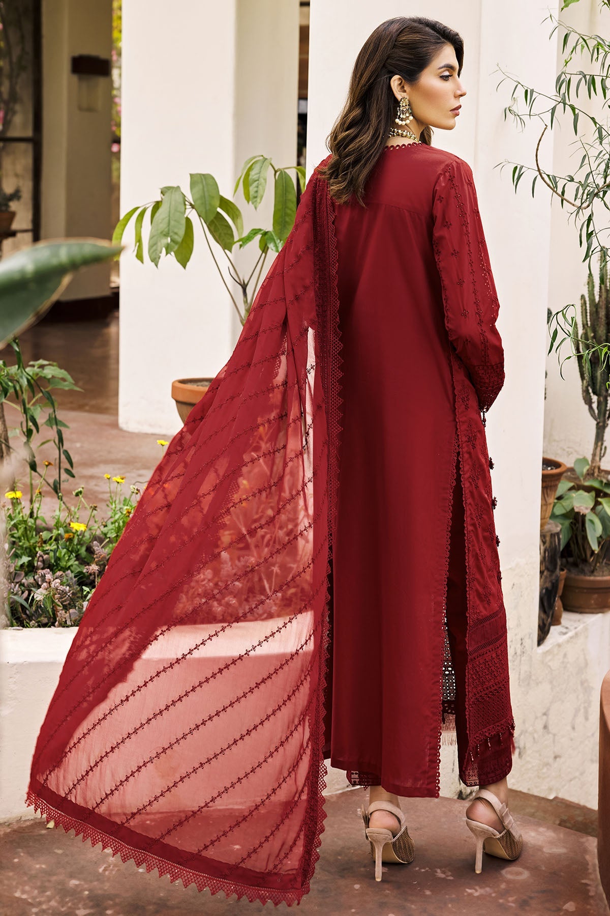 3985-RAHMA EMBROIDERED LAWN UNSTITCHED