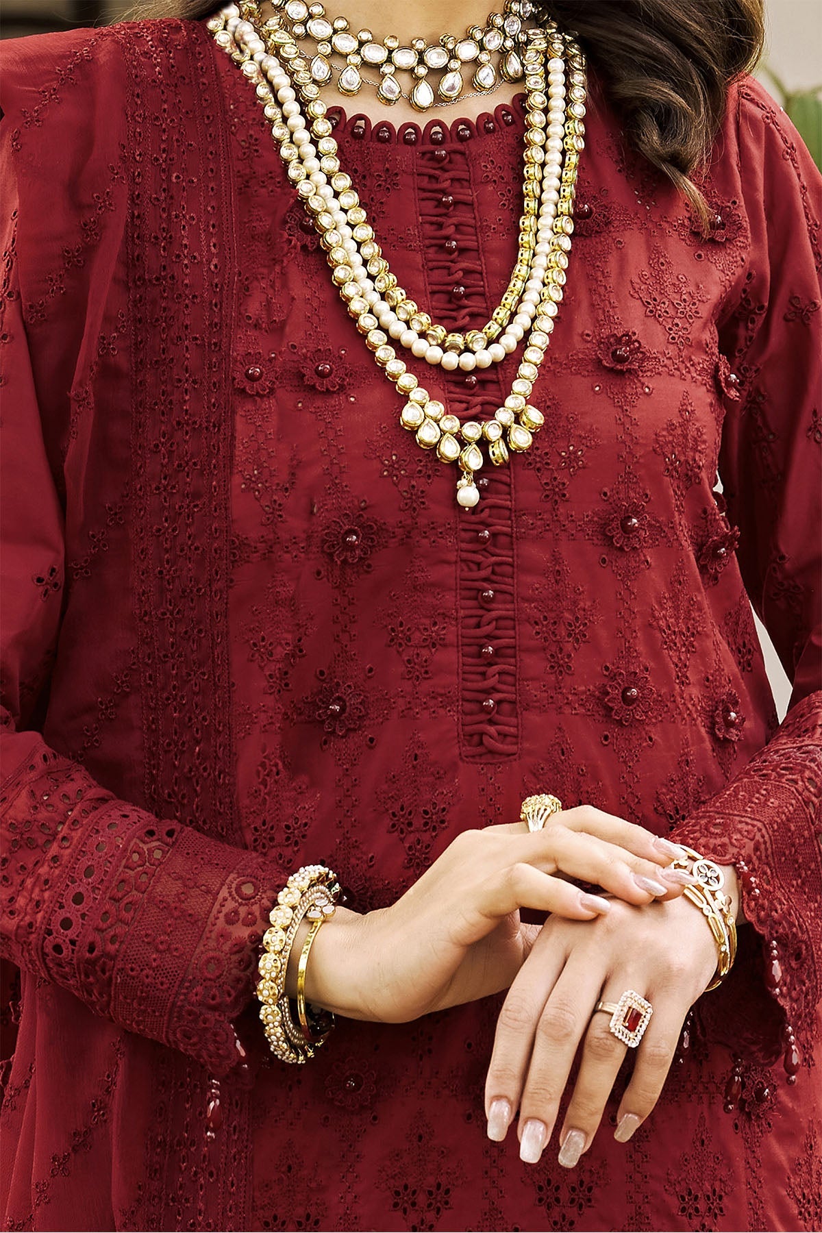 3985-RAHMA EMBROIDERED LAWN STITCHED