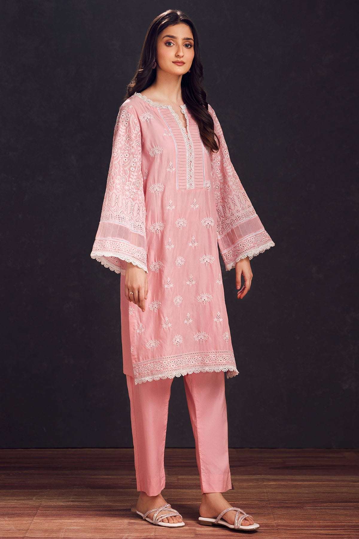 3995-PINK SCHIFFLI EMBROIDERED LAWN STITCHED
