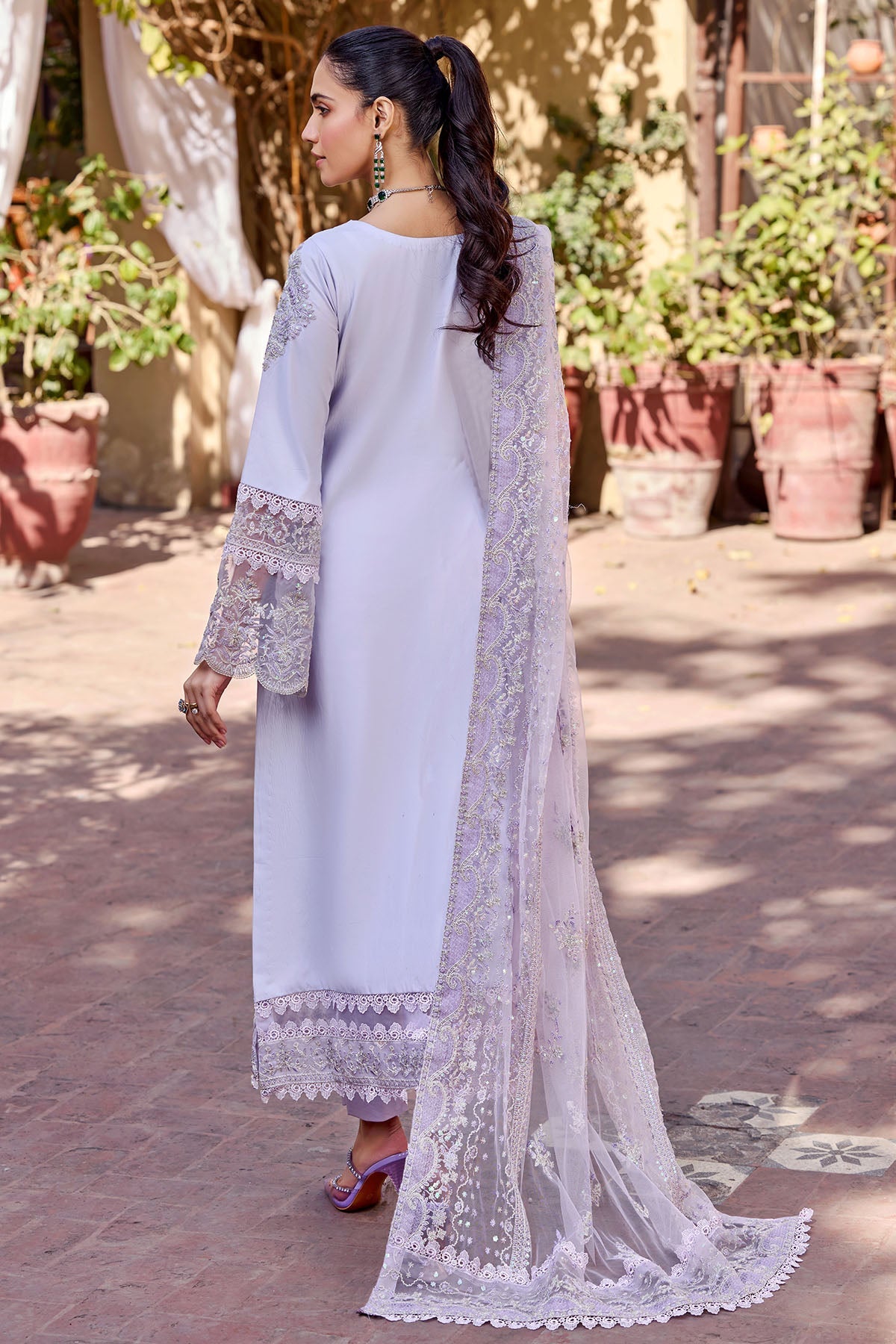4051-AAILA EMBROIDERED LAWN STITCHED