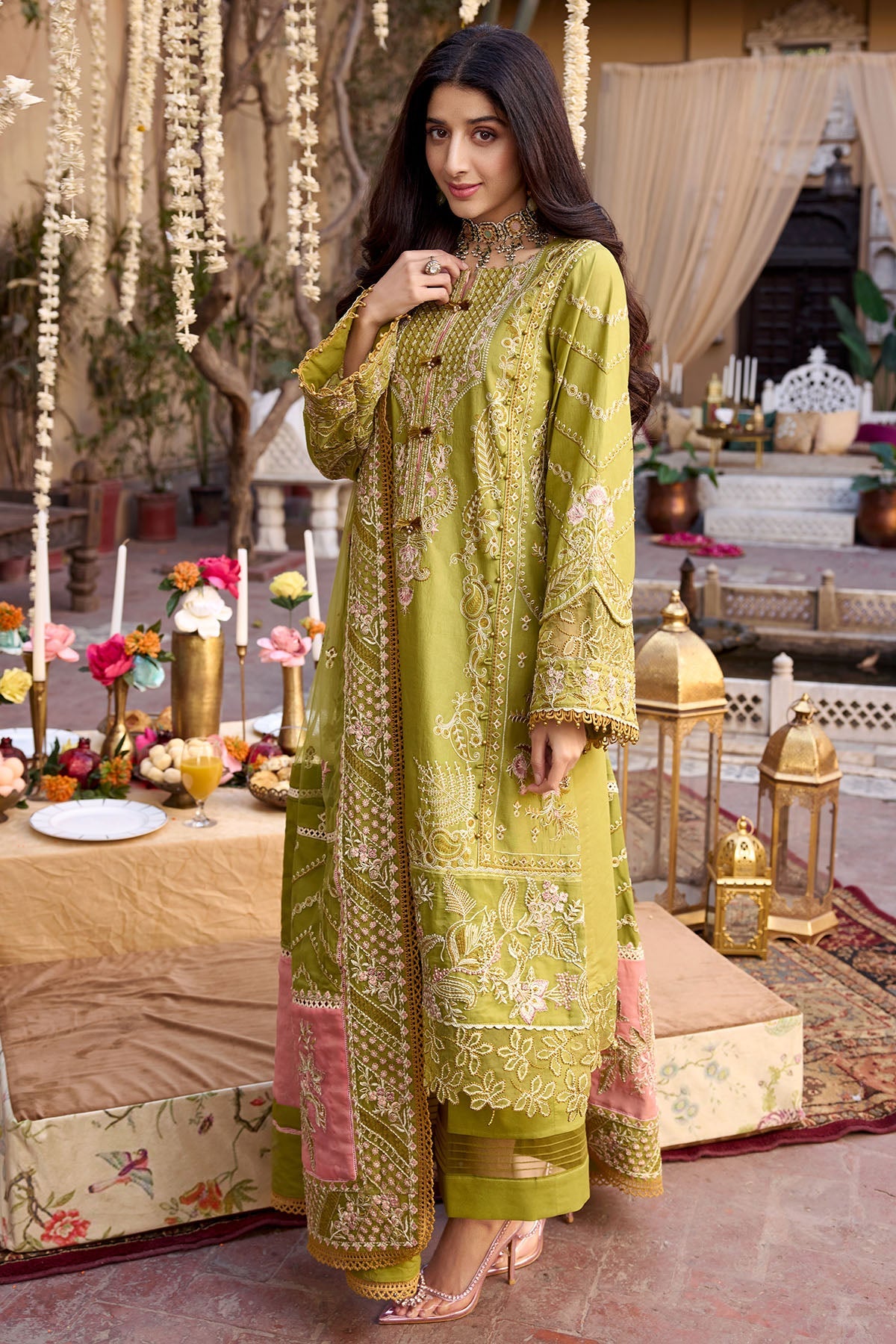 4053-ELISE EMBROIDERED LAWN STITCHED