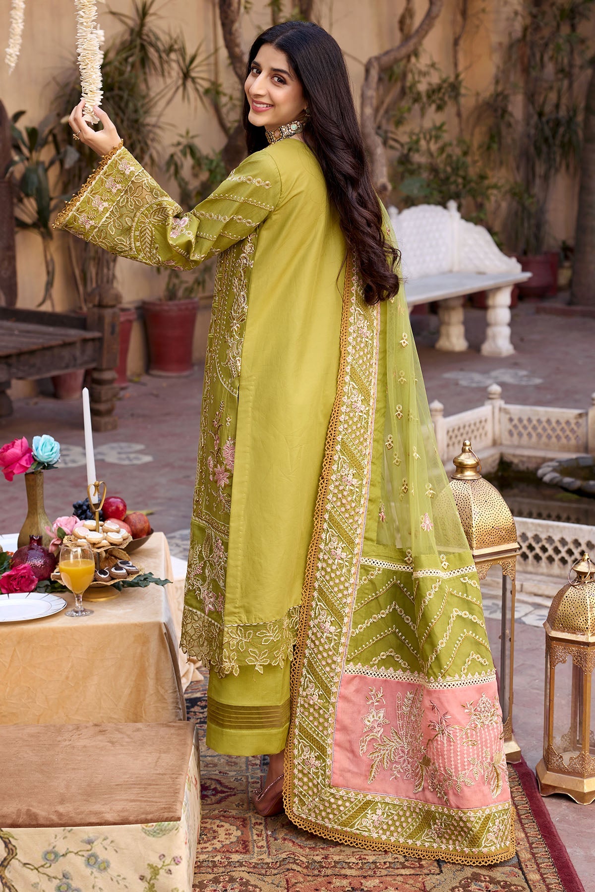 4053-ELISE EMBROIDERED LAWN STITCHED