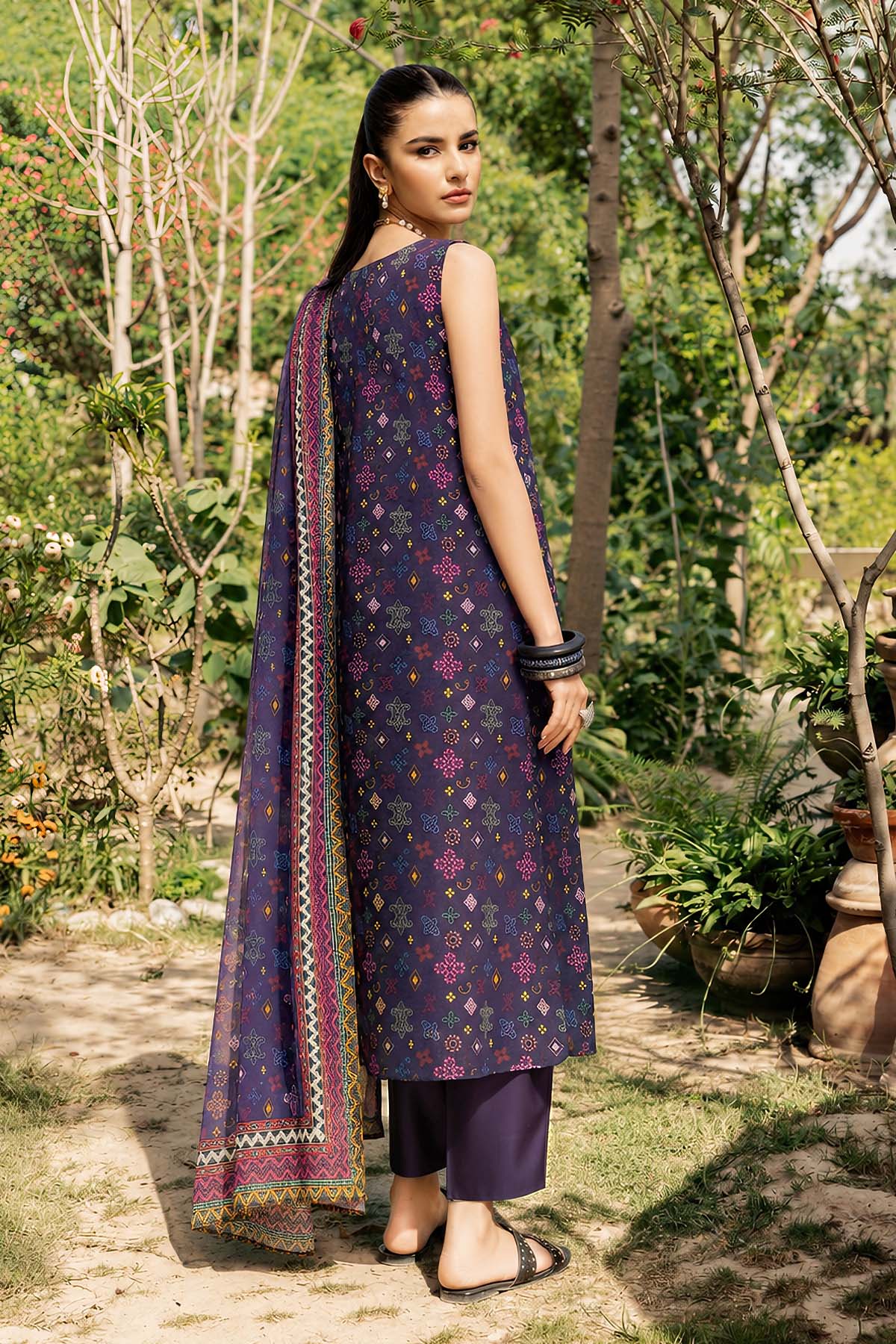 4145-PRINT-A DIGITAL PRINTED LAWN UNSTITCHED