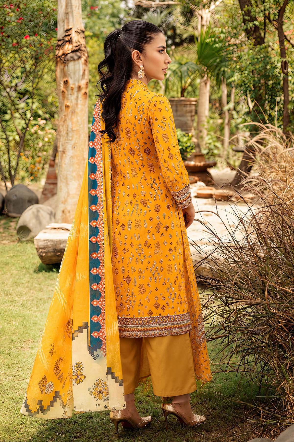 4146-PRINT-A DIGITAL PRINTED LAWN UNSTITCHED