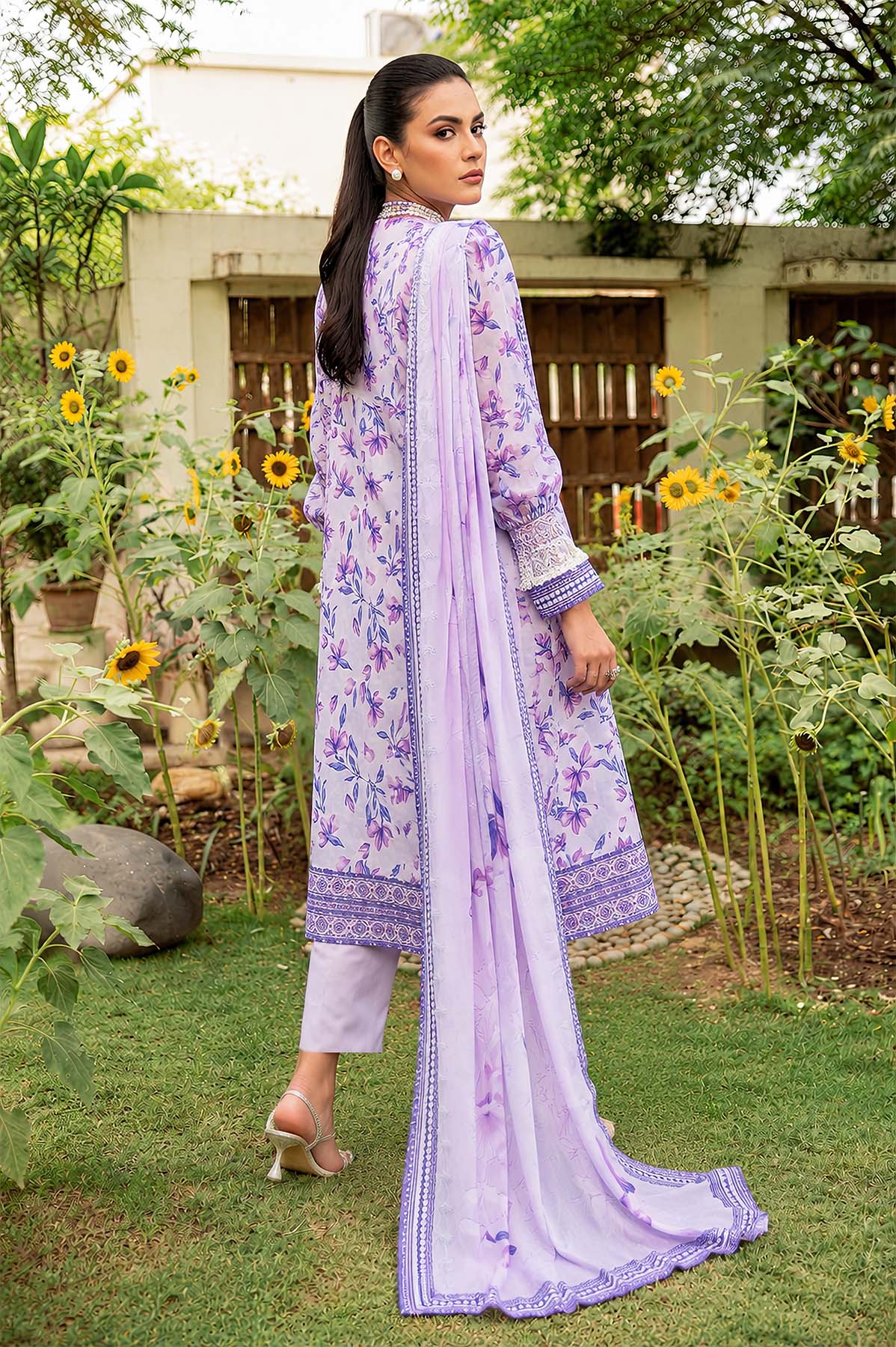 4147-PRINT-A DIGITAL PRINTED LAWN UNSTITCHED