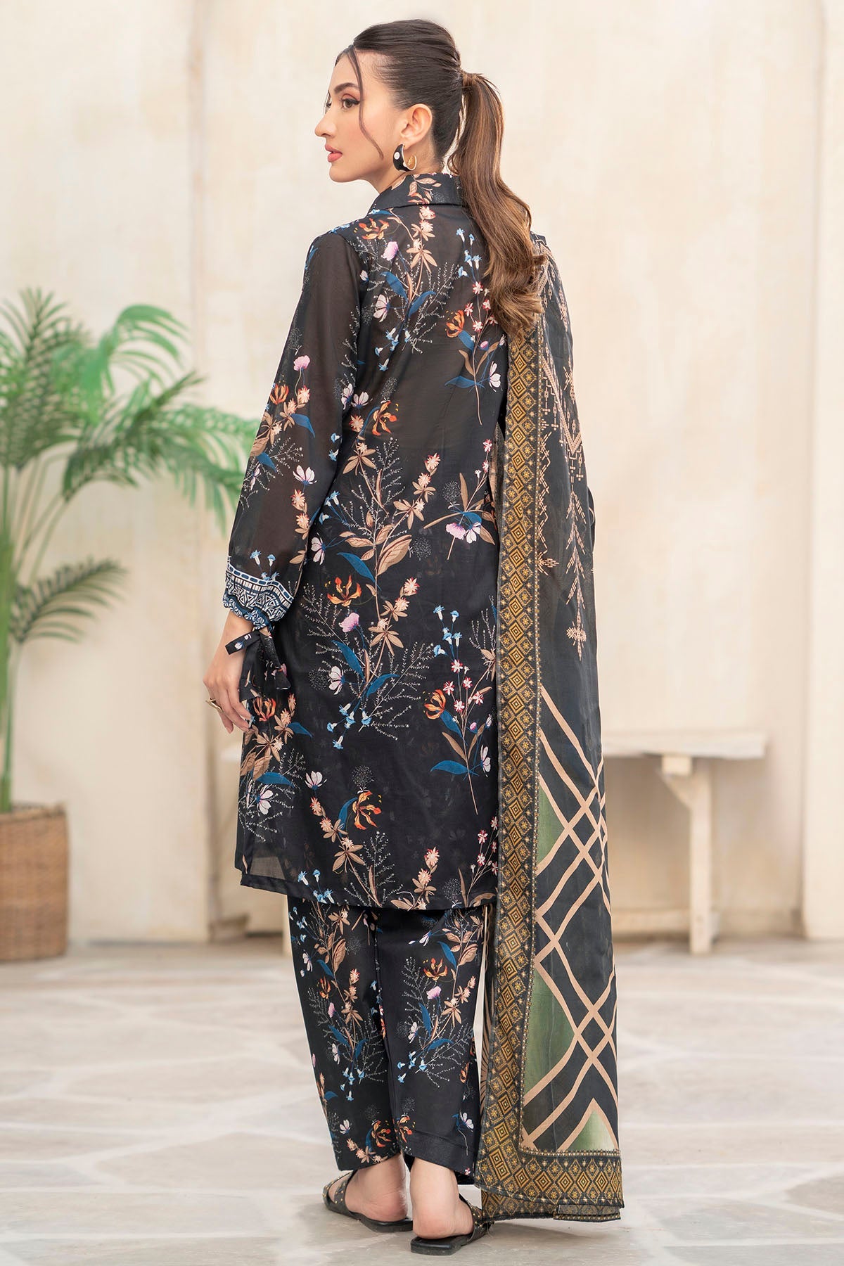 4150-PRINT-A DIGITAL PRINTED LAWN UNSTITCHED