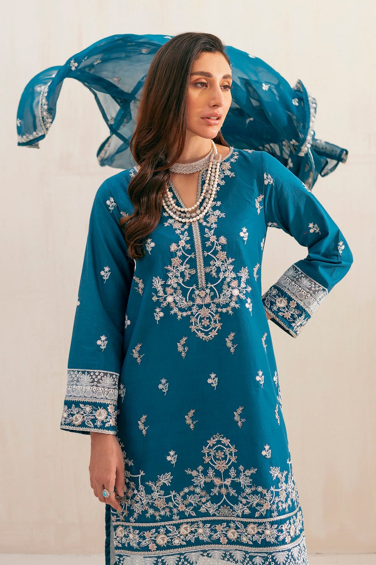 4152-LUNA EMBROIDERED LAWN STITCHED
