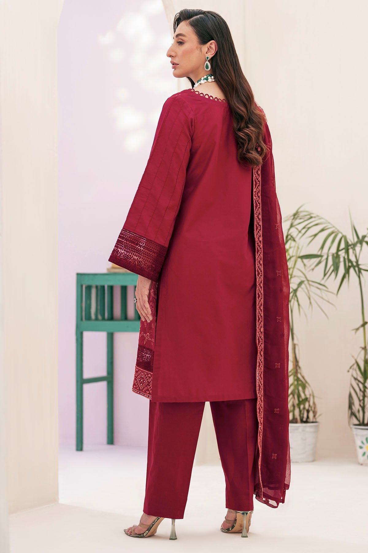 4156-DAISY EMBROIDERED LAWN UNSTITCHED