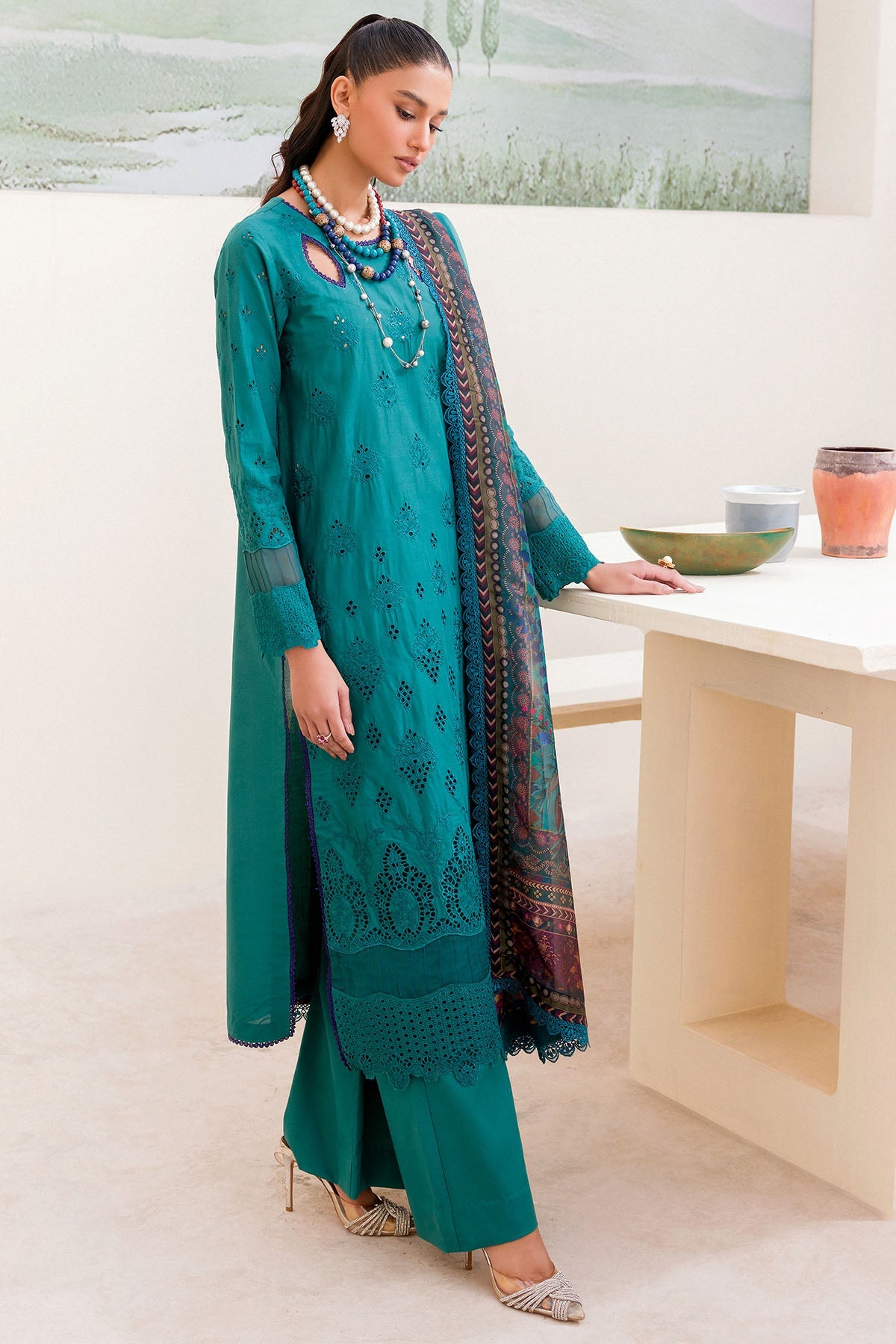 4240-ZYNAB EMBROIDERED CAMBRIC STITCHED
