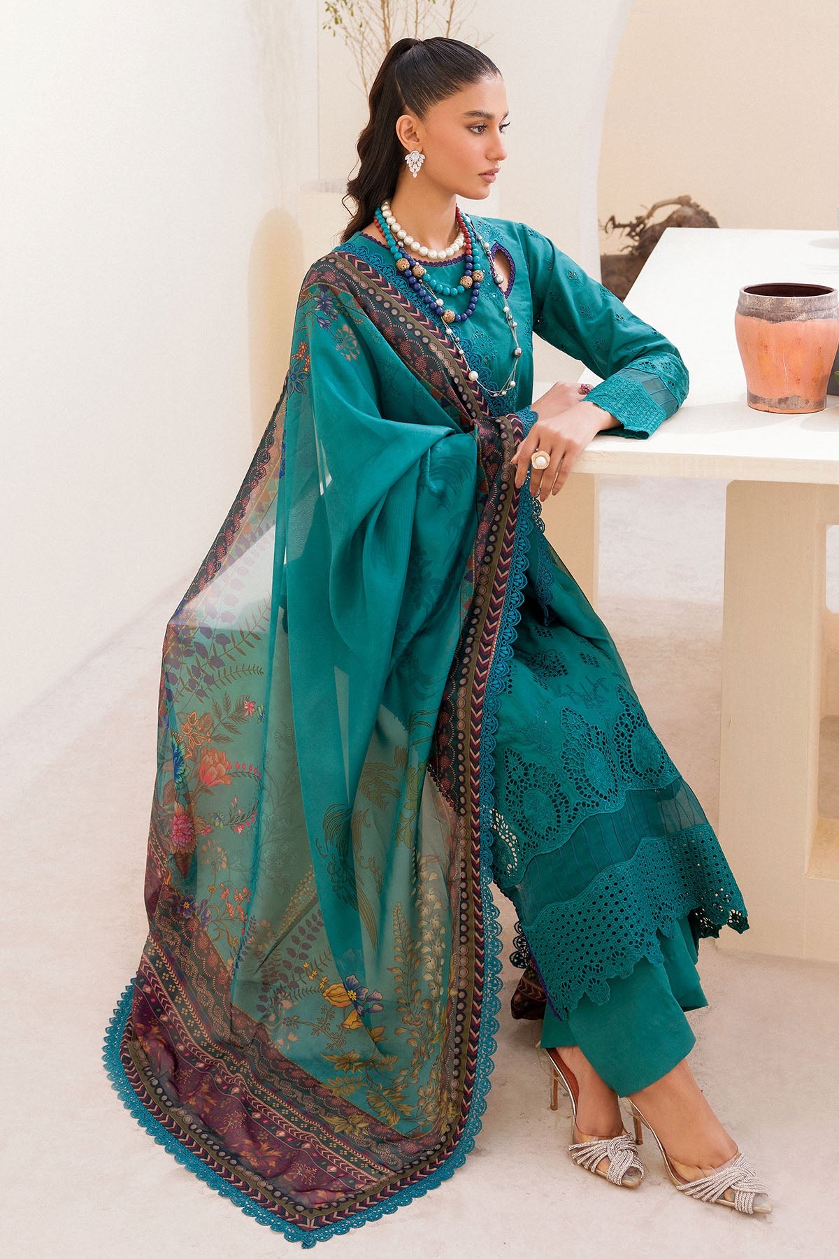 4240-ZYNAB EMBROIDERED CAMBRIC STITCHED