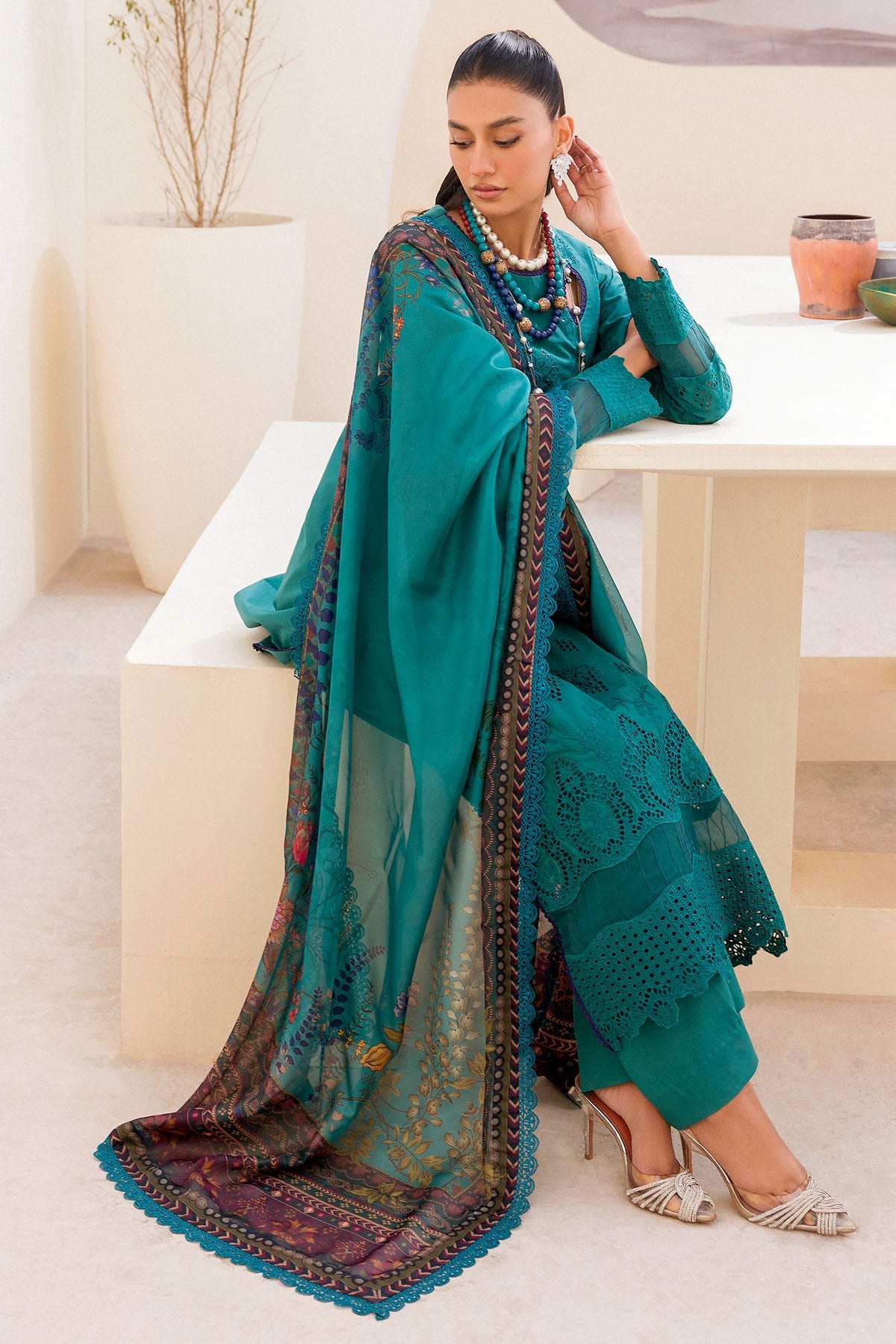 4240-ZYNAB EMBROIDERED CAMBRIC STITCHED
