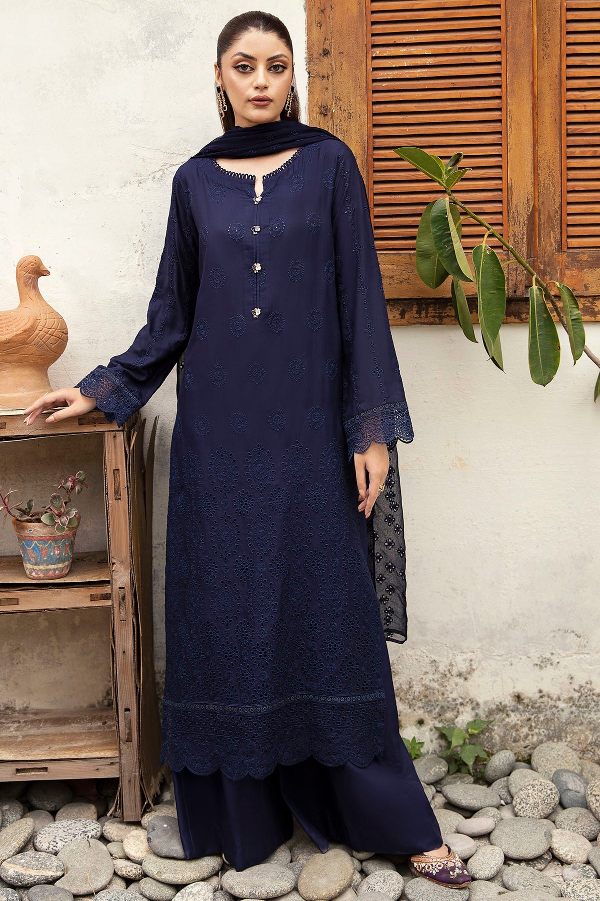 4269-AURELIA EMBROIDERED LINEN STITCHED