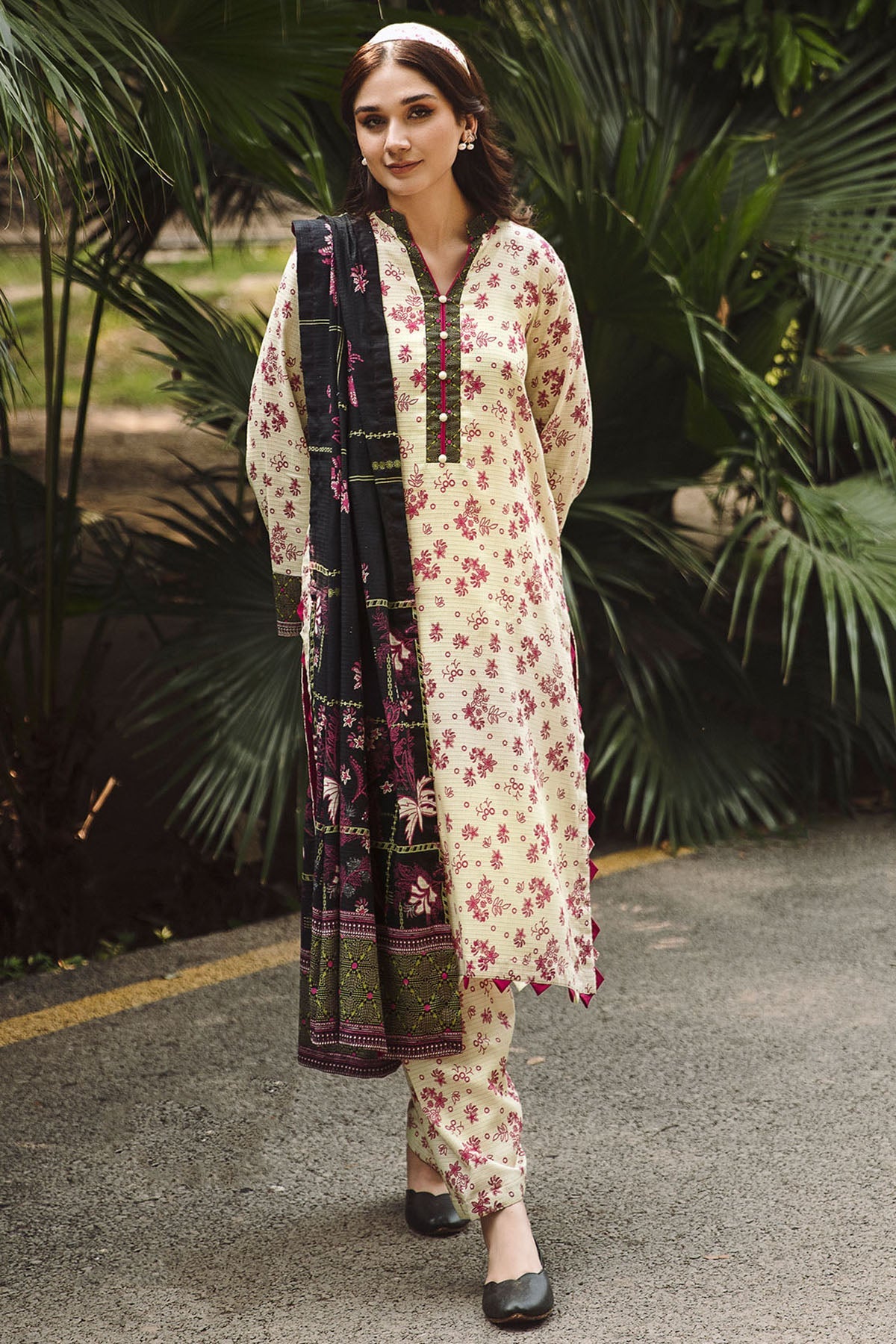 4343-MIDNIGHT DIGITAL PRINTED KHADDAR UNSTITCHED