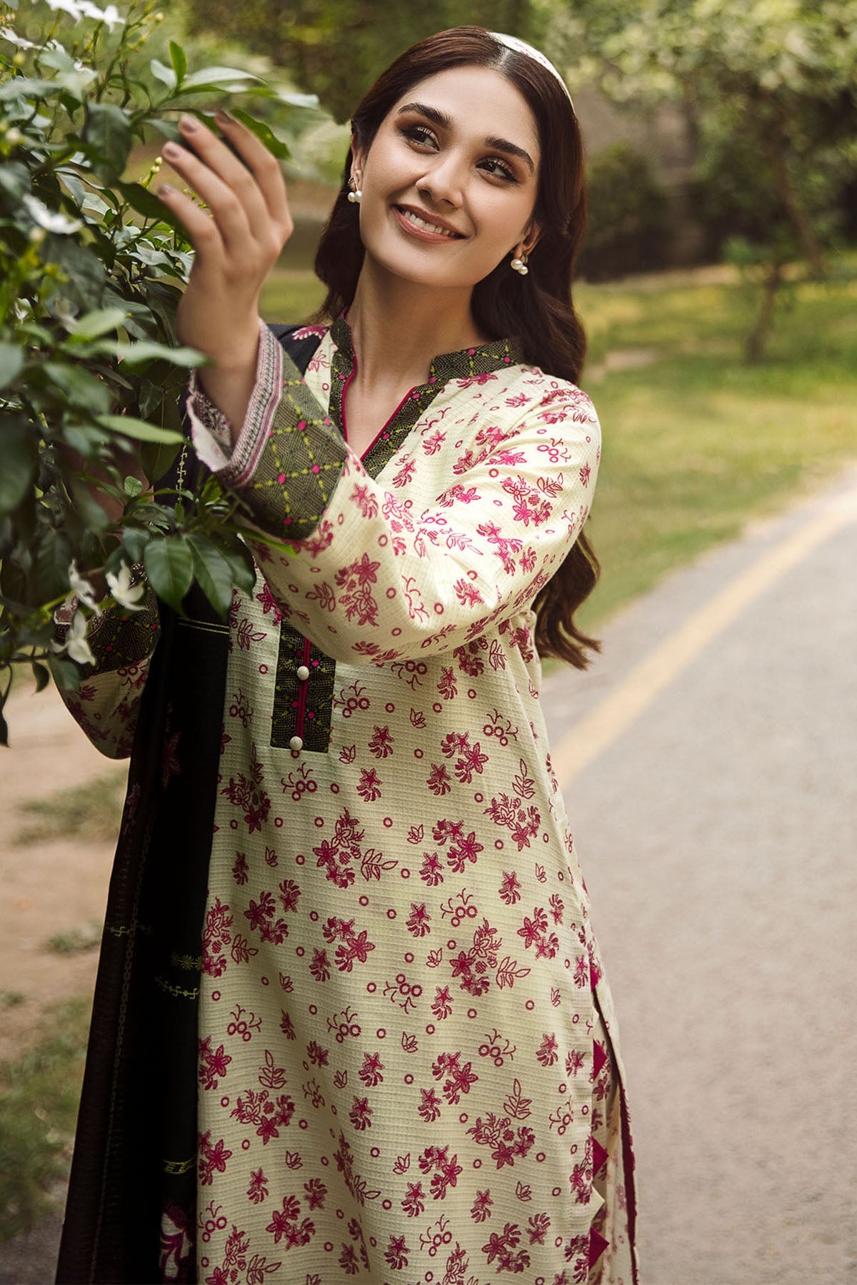 4343-MIDNIGHT DIGITAL PRINTED KHADDAR UNSTITCHED