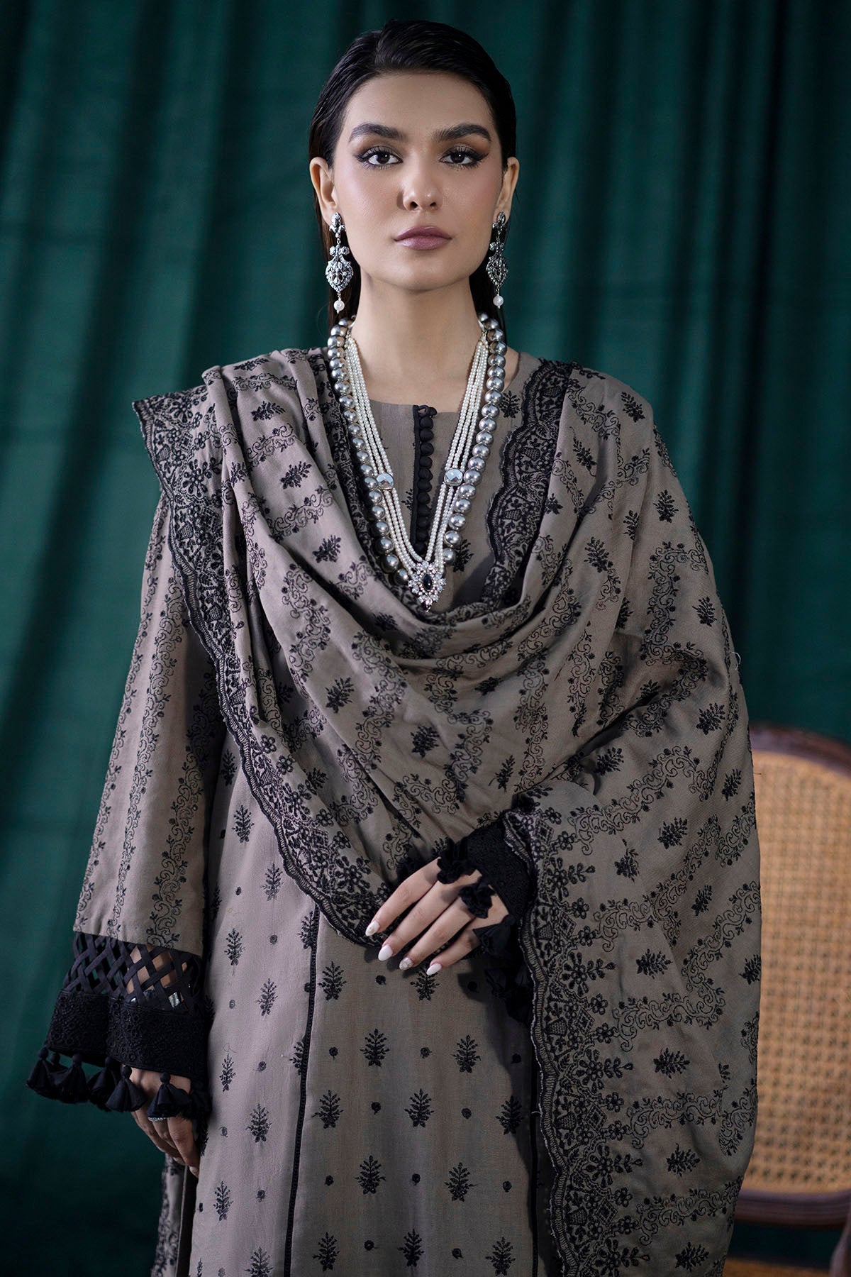 4352-ELIF EMBROIDERED KHADDAR UNSTITCHED