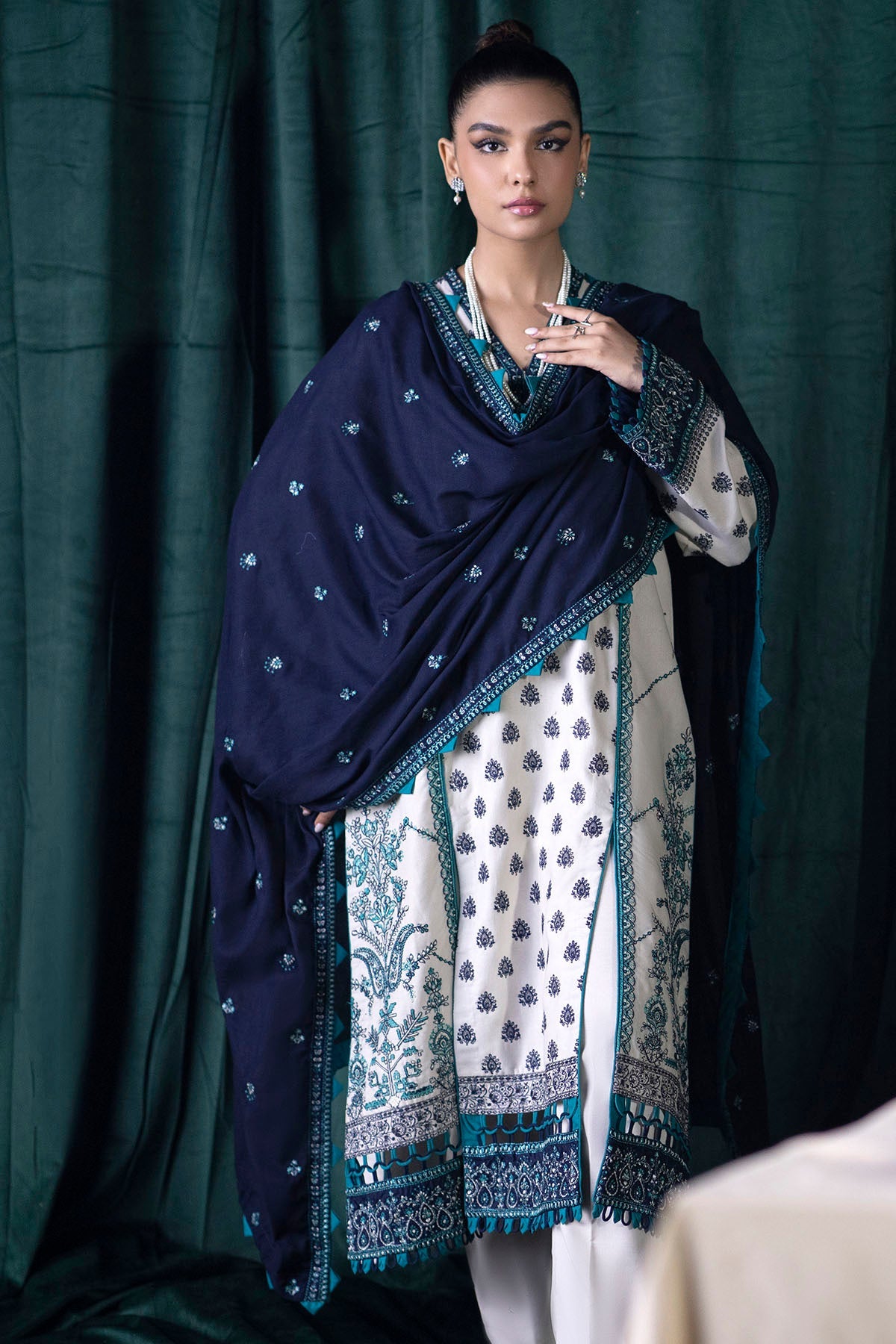4354-IZMA EMBROIDERED KHADDAR UNSTITCHED