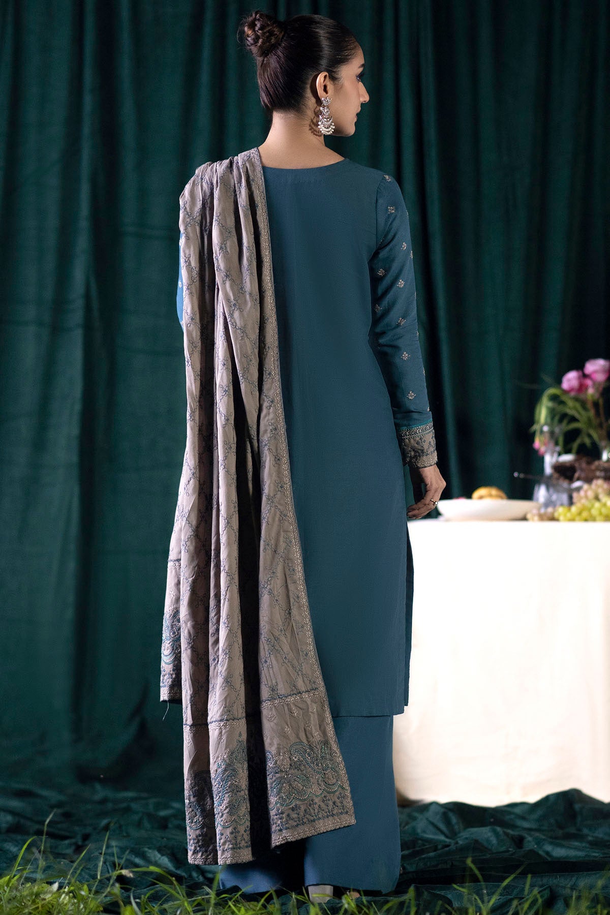 4355-DAMA EMBROIDERED KHADDAR UNSTITCHED