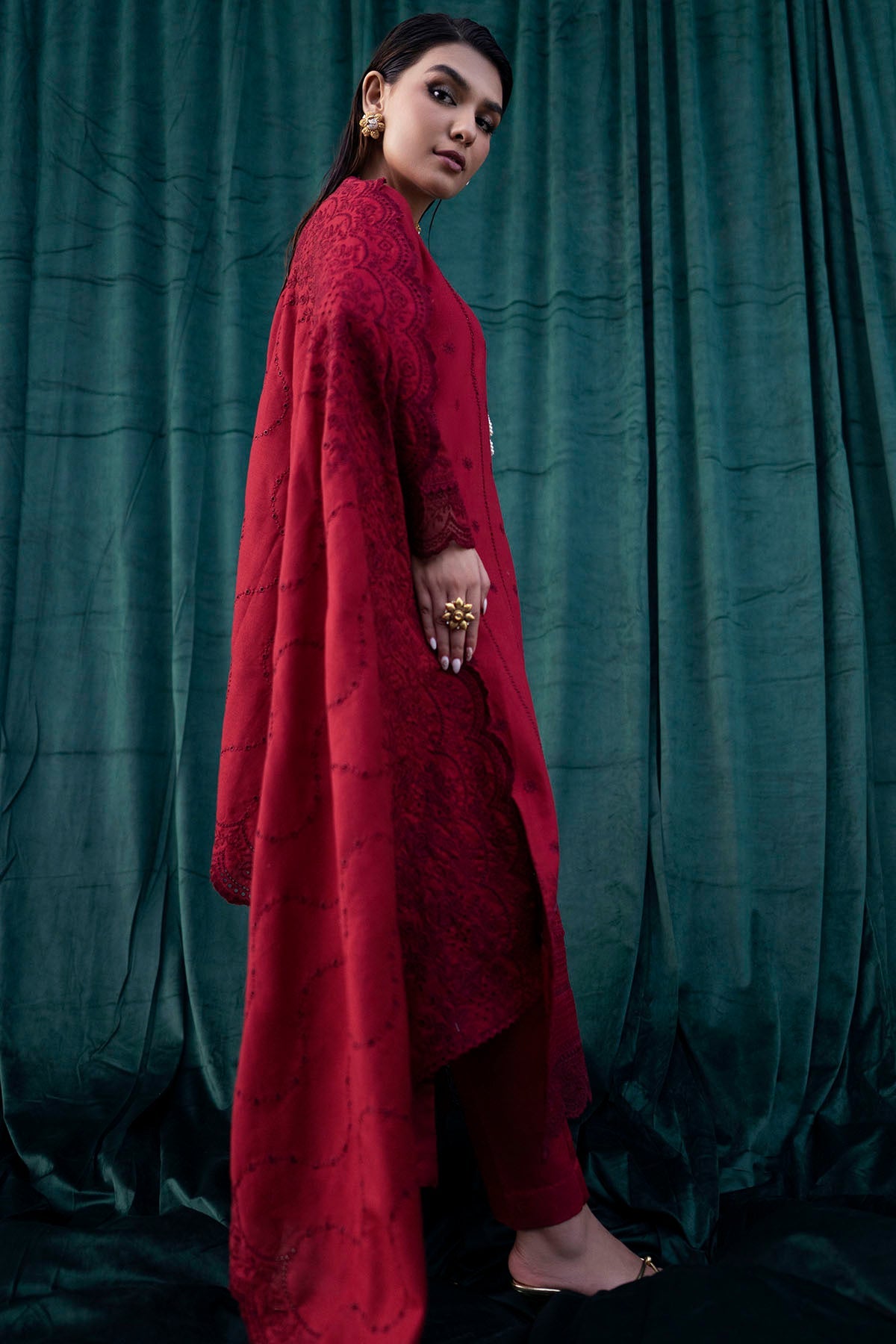 4359-DIBA EMBROIDERED KHADDAR STITCHED