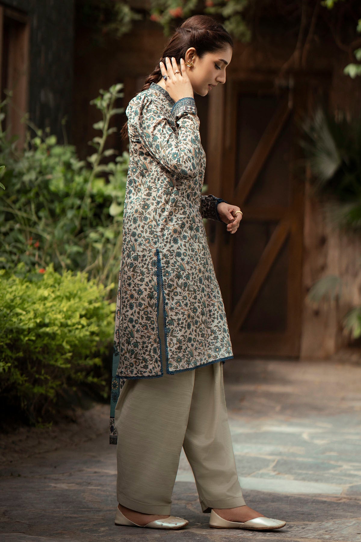 4362-LINA DIGITAL PRINTED KARANDI UNSTITCHED