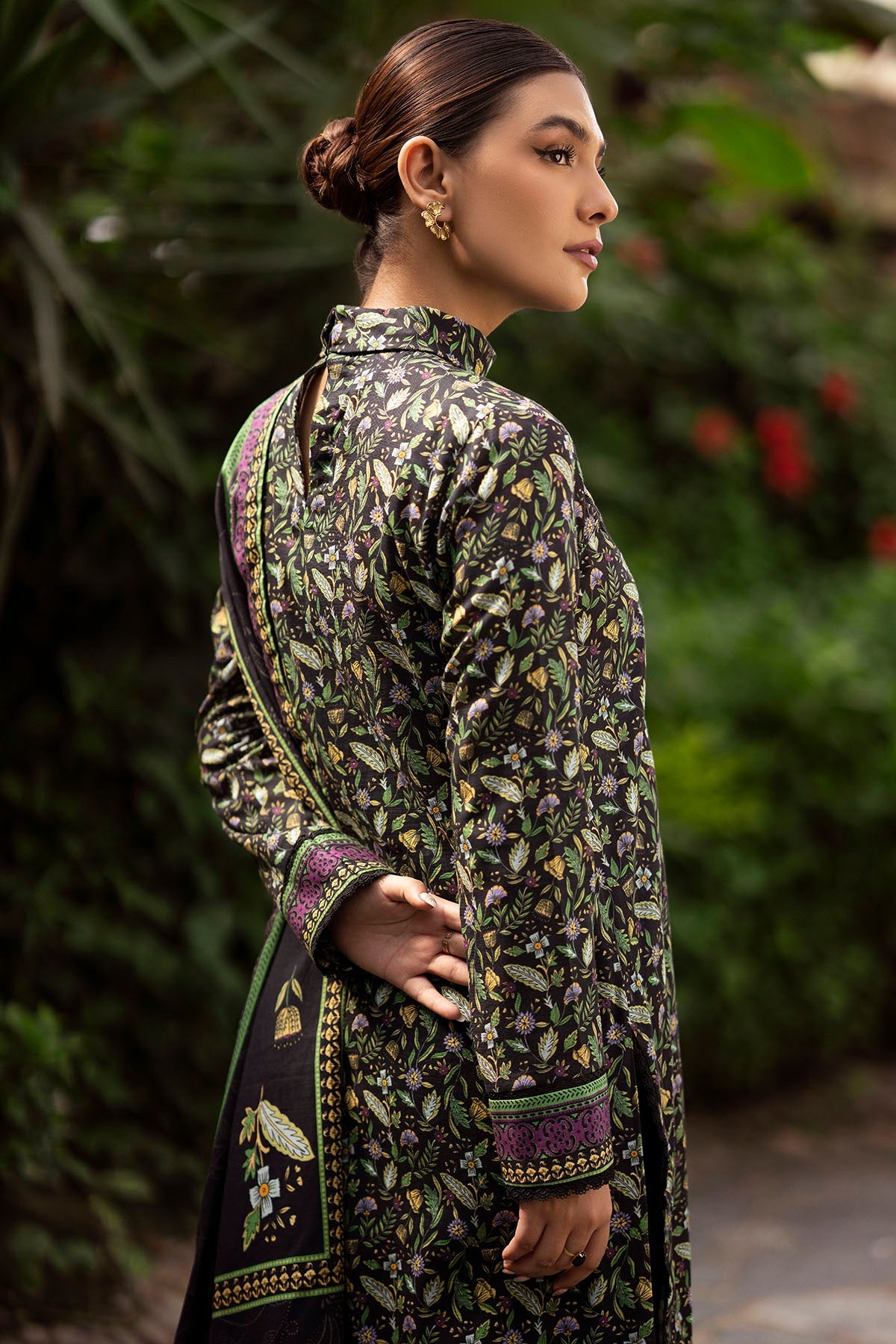 4364-CERYS DIGITAL PRINTED KHADDAR UNSTITCHED