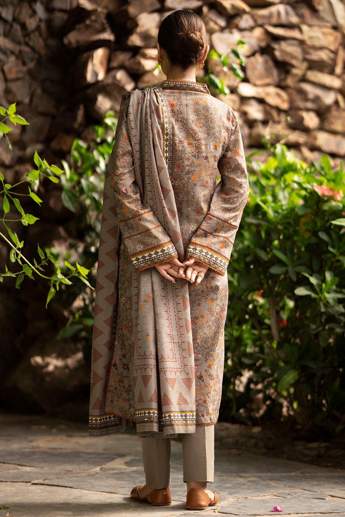 4365-ROSALIE DIGITAL PRINTED KHADDAR UNSTITCHED