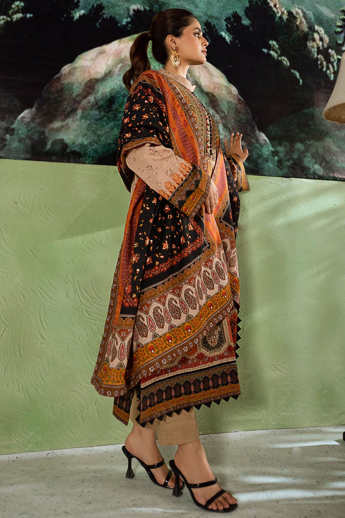 4382-NOORI DIGITAL PRINTED KHADDAR UNSTITCHED