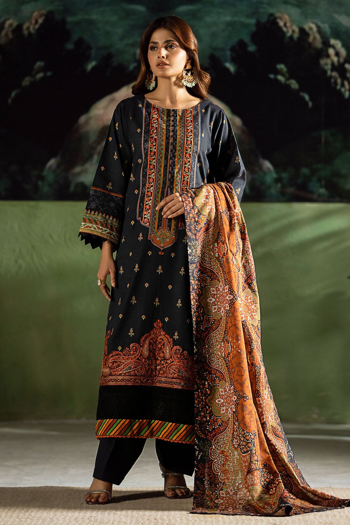 4384-MAHVE-HAYAT DIGITAL PRINTED KHADDAR UNSTITCHED