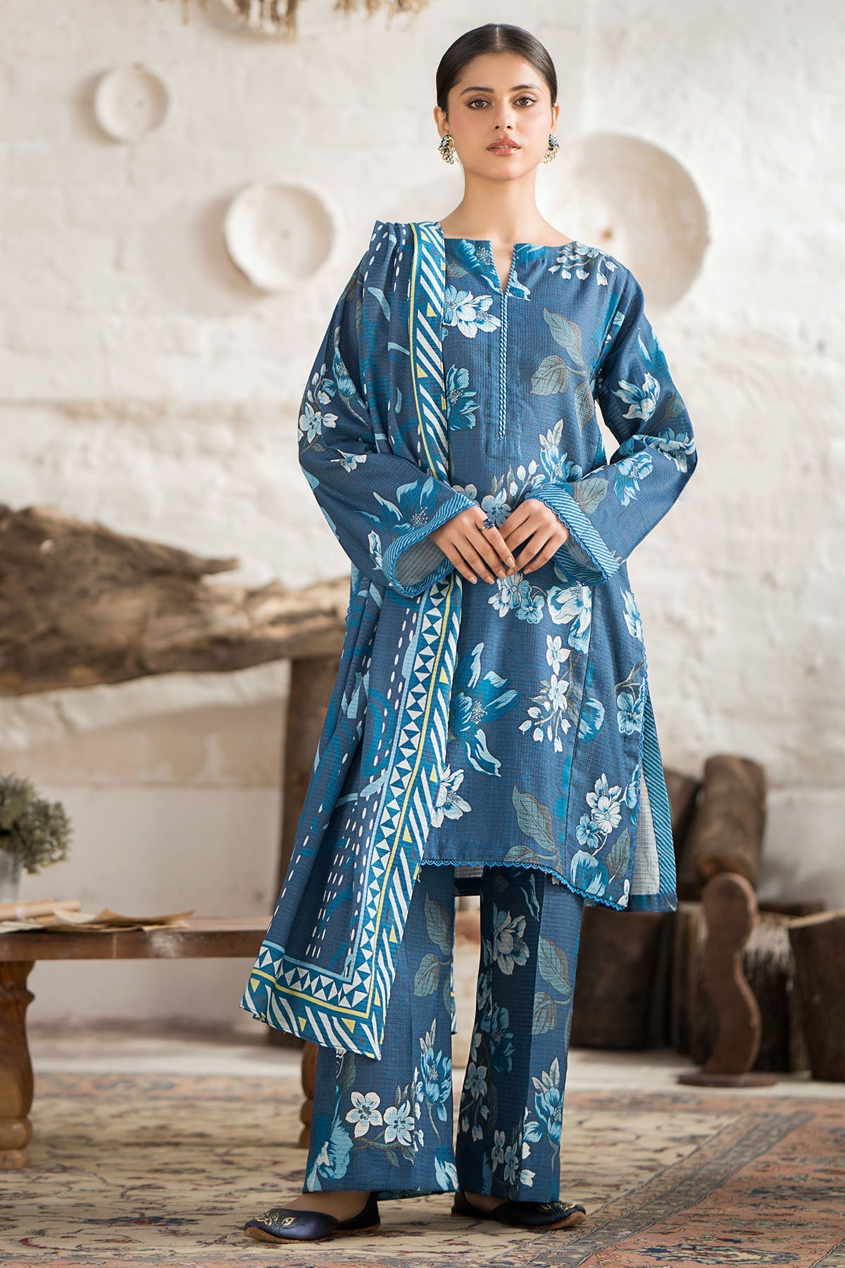 4411-DASTAAN DIGITAL PRINTED KHADDAR UNSTITCHED