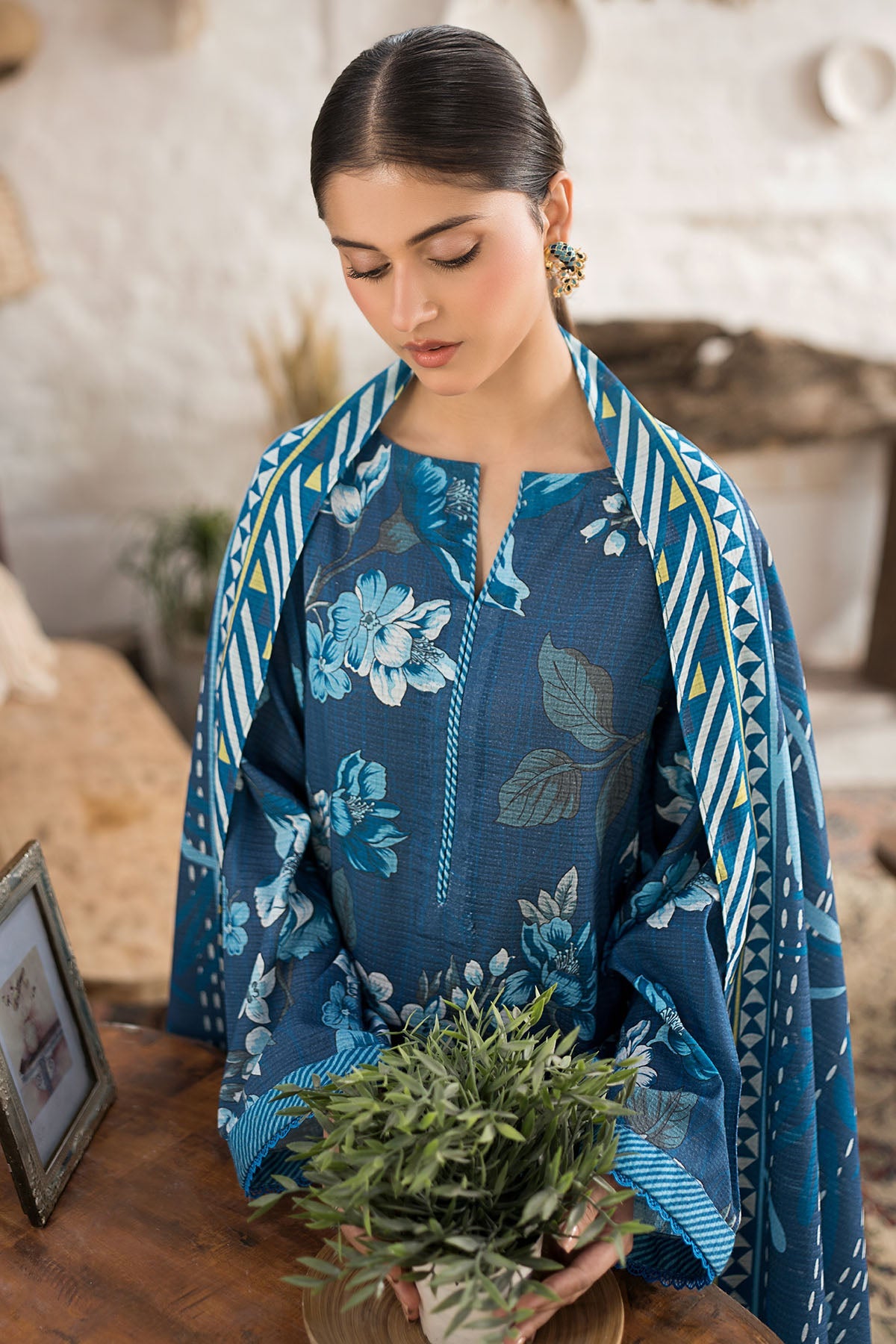 4411-DASTAAN DIGITAL PRINTED KHADDAR UNSTITCHED