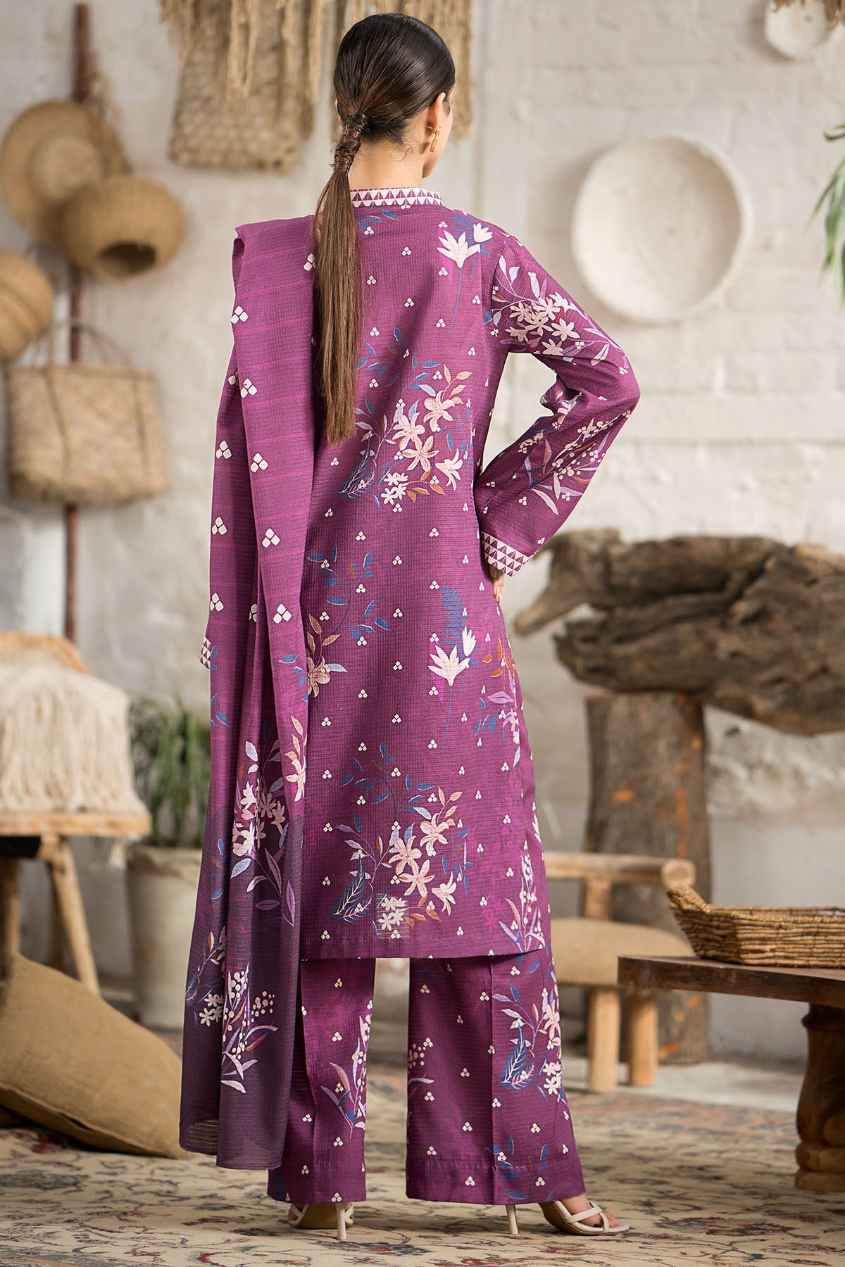 4412-GULL DIGITAL PRINTED KHADDAR UNSTITCHED