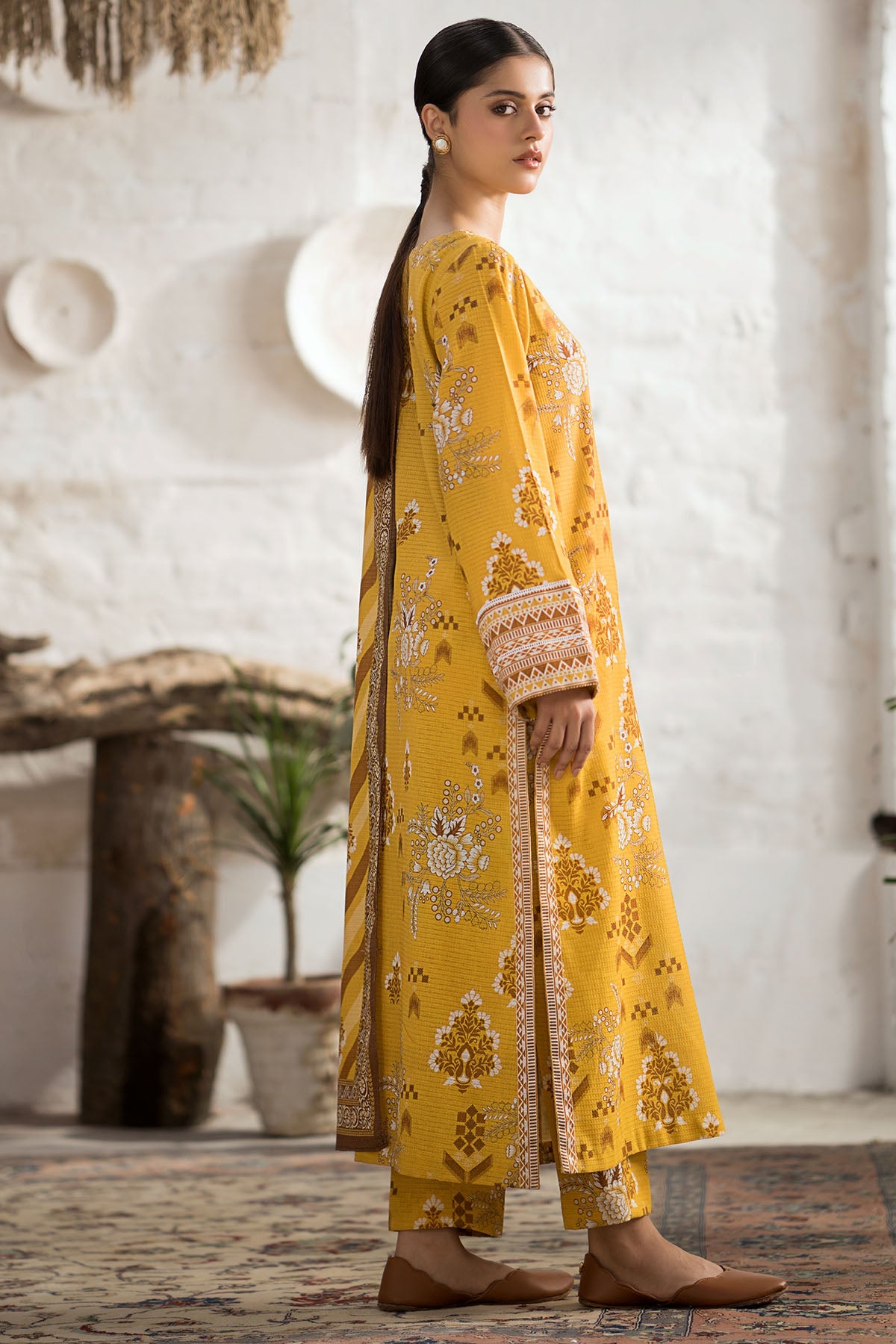 4414-RIWAYAAT DIGITAL PRINTED KHADDAR UNSTITCHED