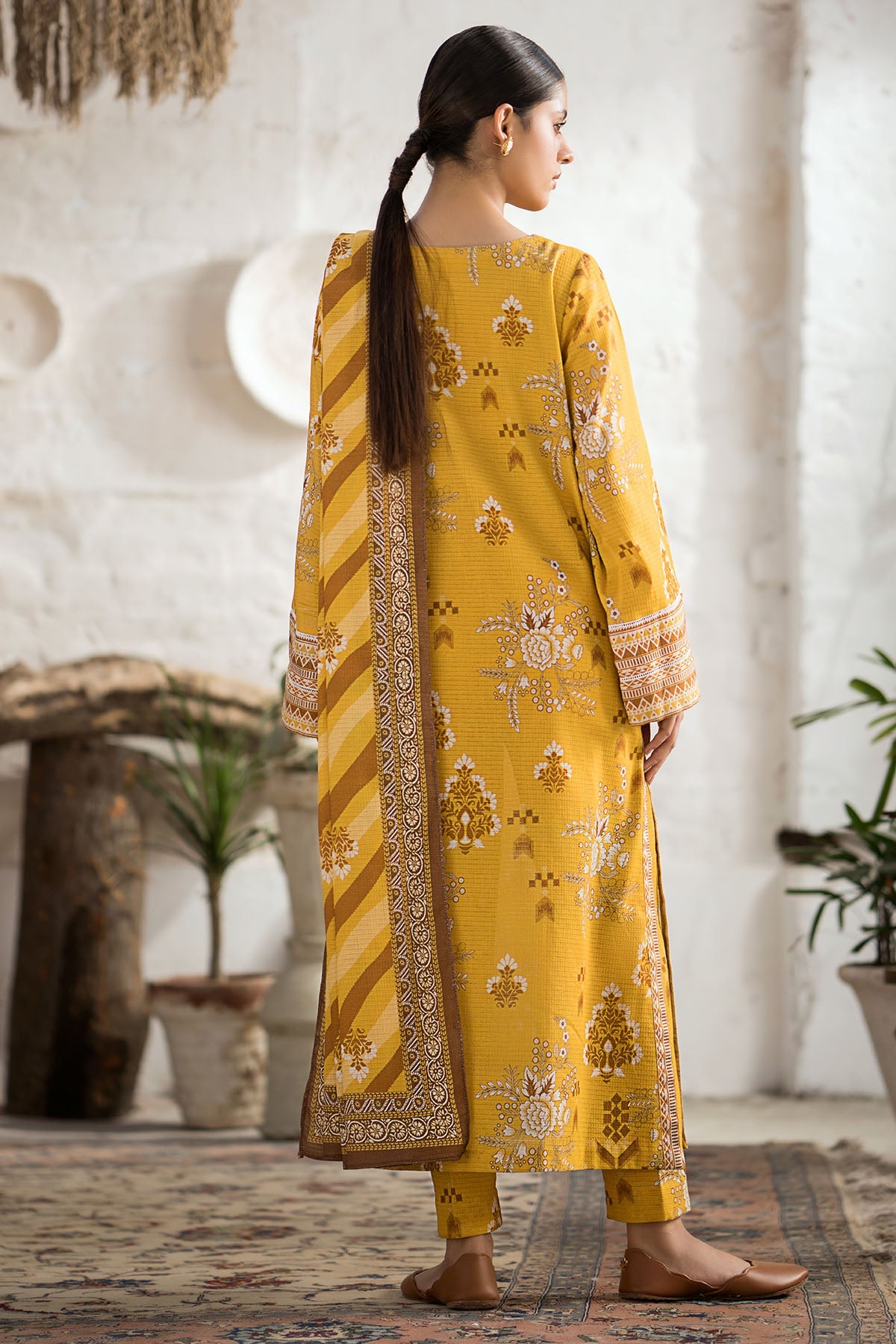 4414-RIWAYAAT DIGITAL PRINTED KHADDAR UNSTITCHED