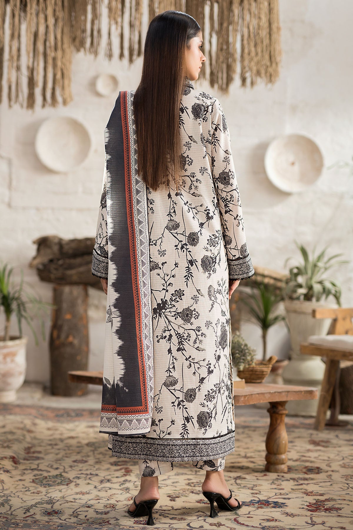 4417-MAHTAB DIGITAL PRINTED KHADDAR UNSTITCHED