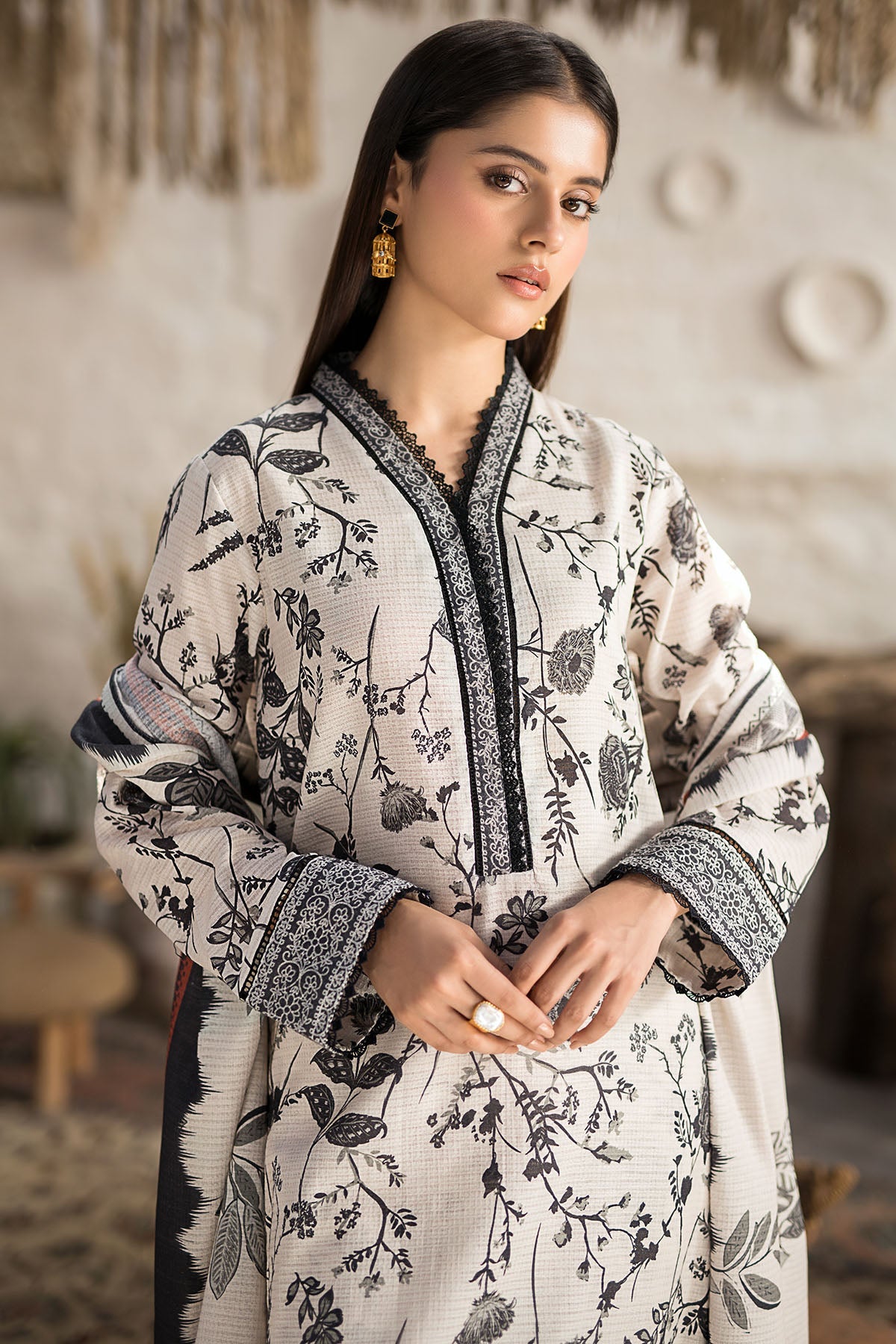 4417-MAHTAB DIGITAL PRINTED KHADDAR UNSTITCHED