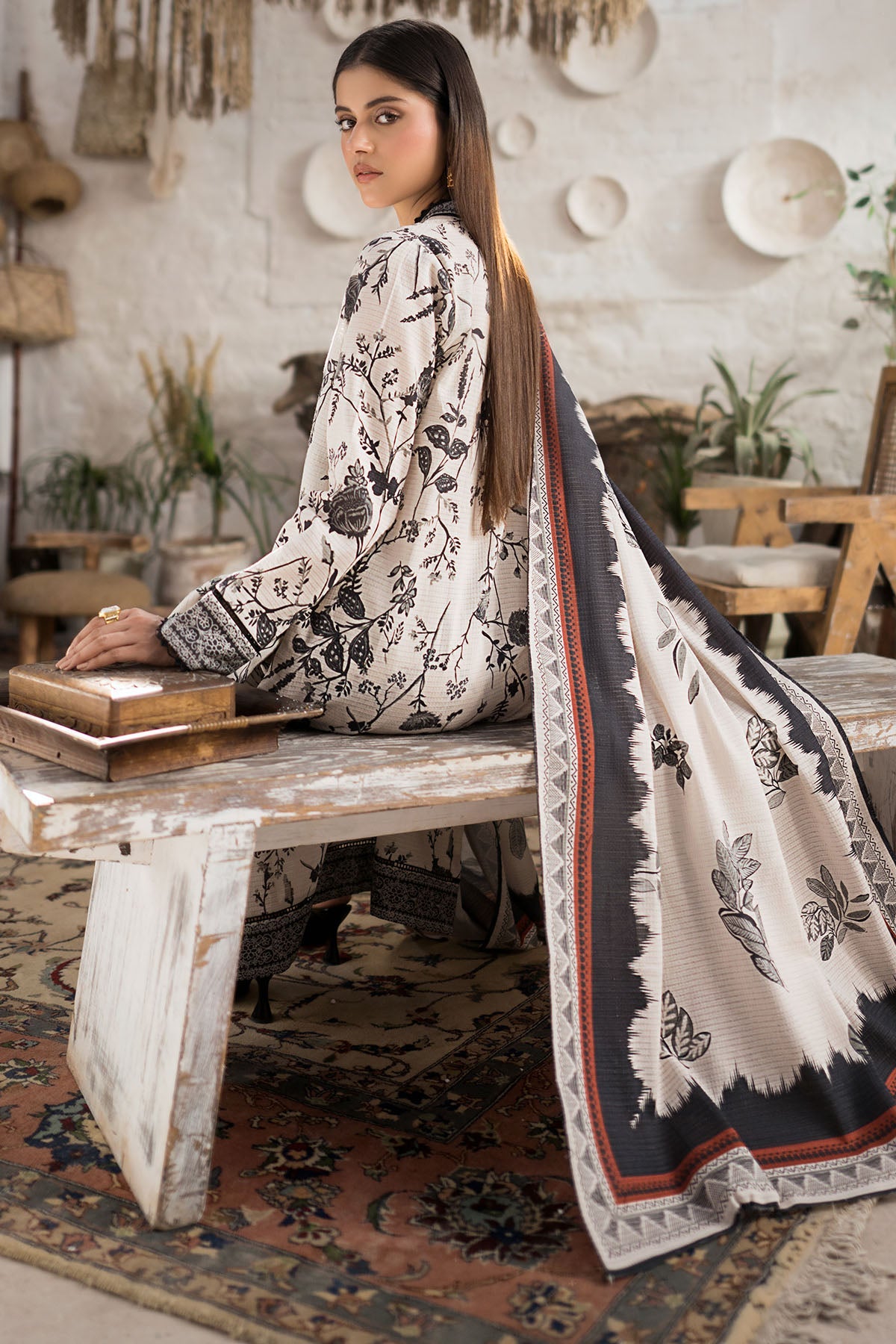 4417-MAHTAB DIGITAL PRINTED KHADDAR UNSTITCHED