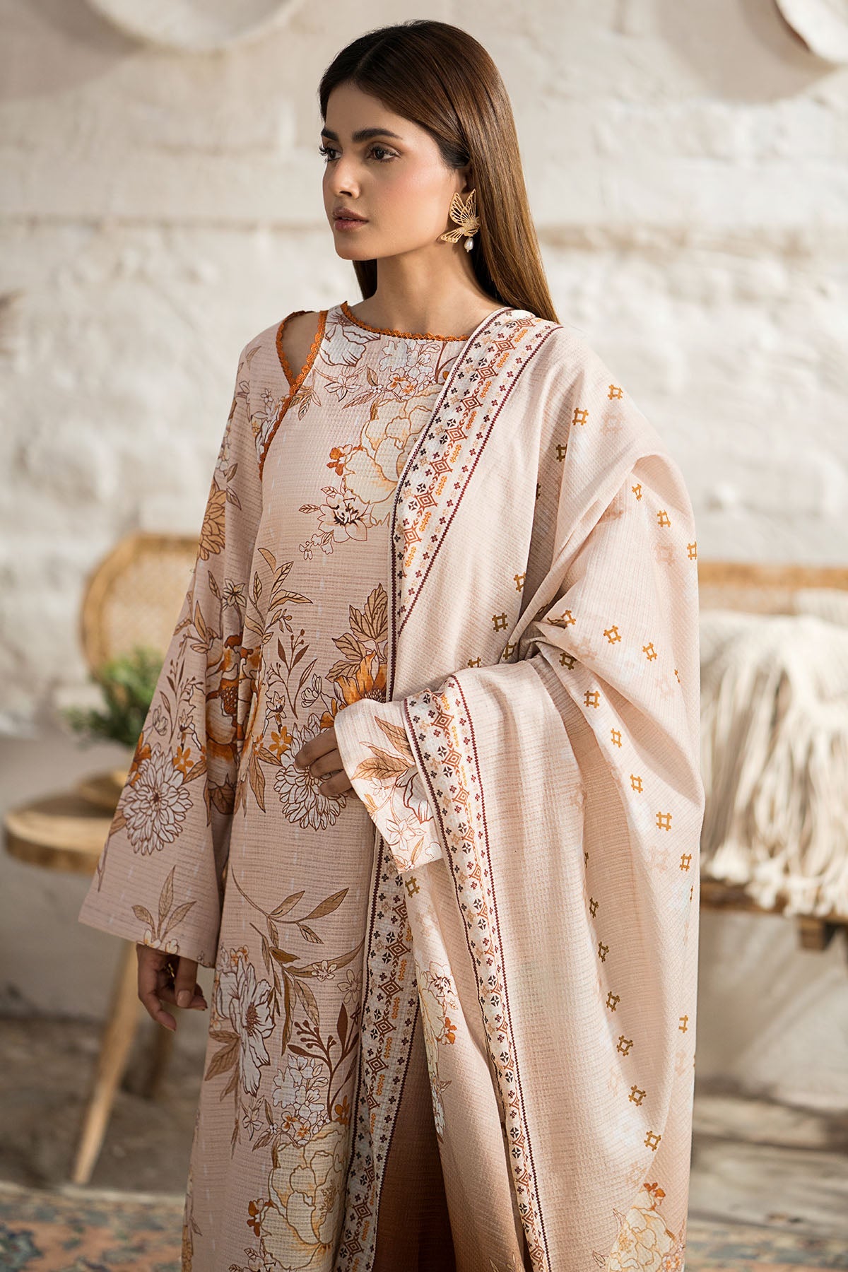 4418-HUSSNE-JAVDAAN DIGITAL PRINTED KHADDAR UNSTITCHED