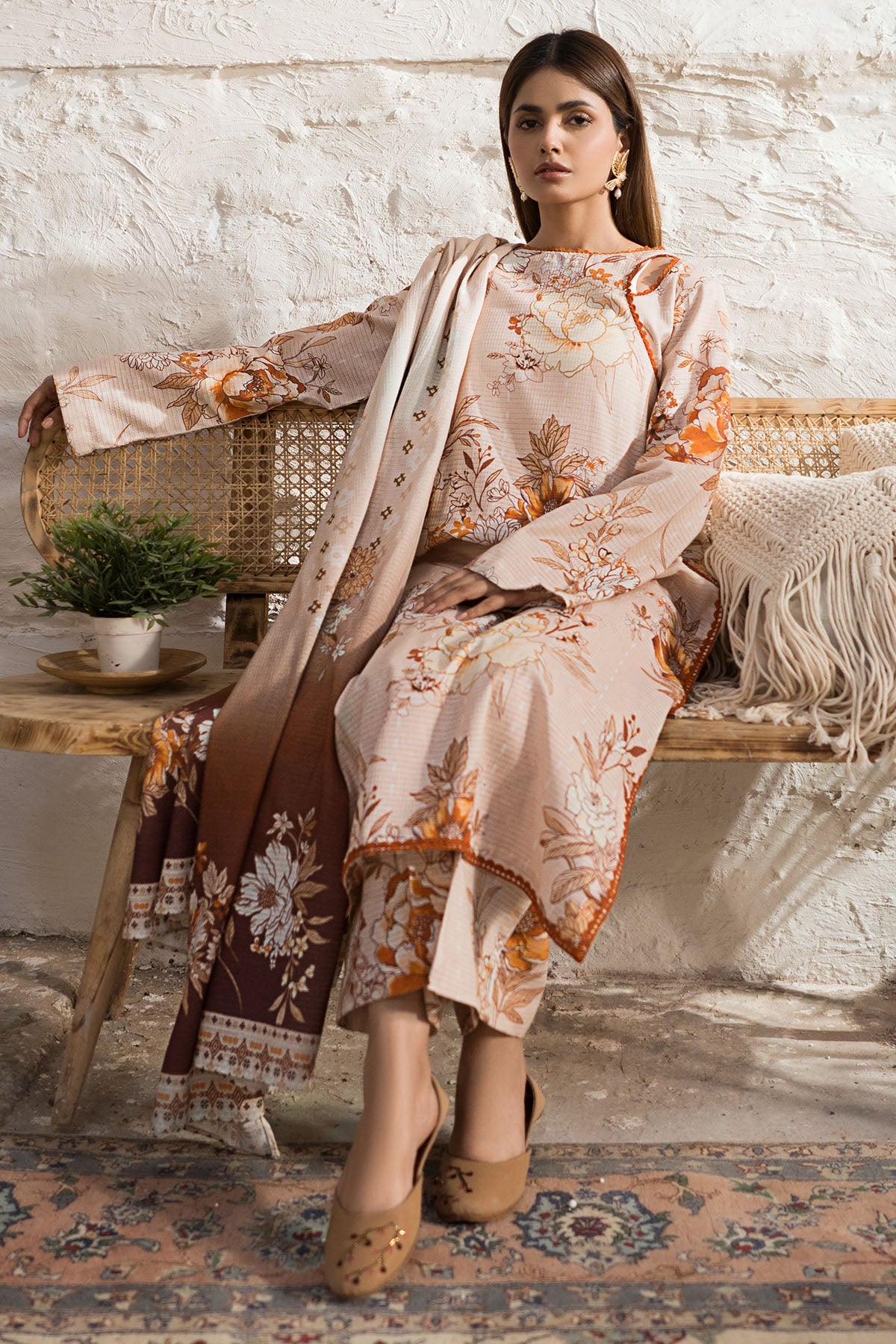 4418-HUSSNE-JAVDAAN DIGITAL PRINTED KHADDAR UNSTITCHED