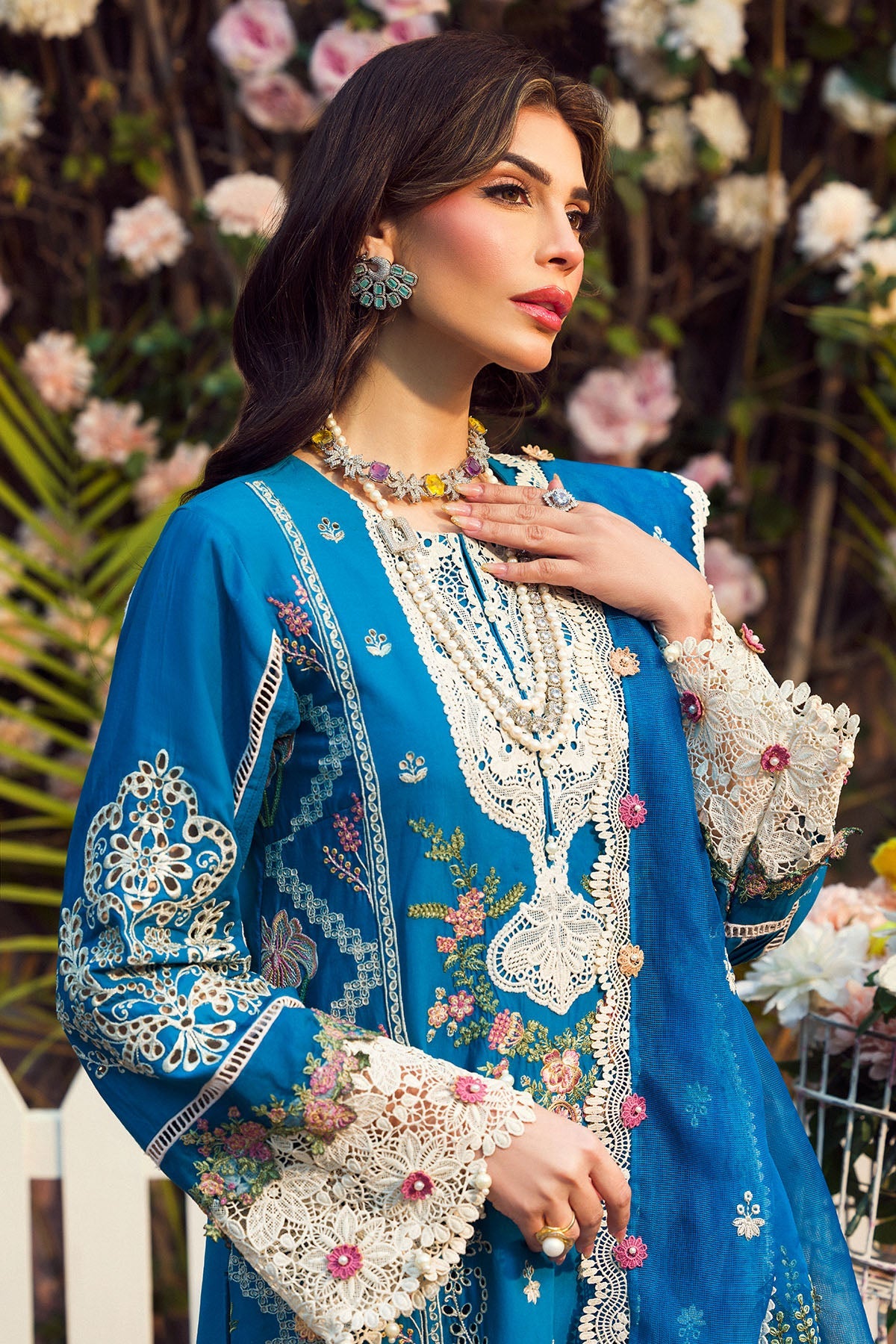 4424-GUL-E-RANA EMBROIDERED LAWN STITCHED