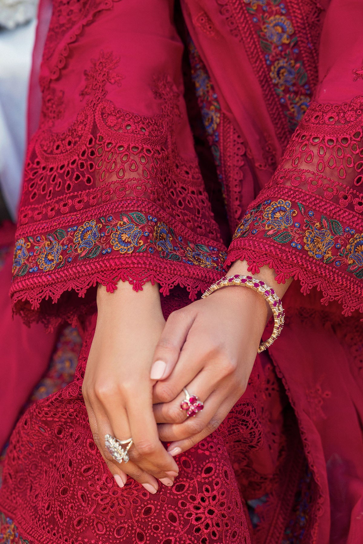 4425-ZOHRA-JABEEN EMBROIDERED LAWN STITCHED