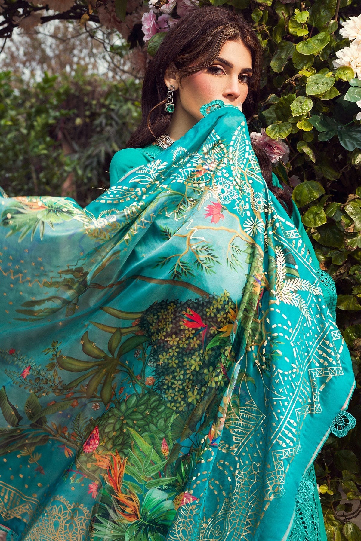 4430-SANOBAR EMBROIDERED LAWN STITCHED