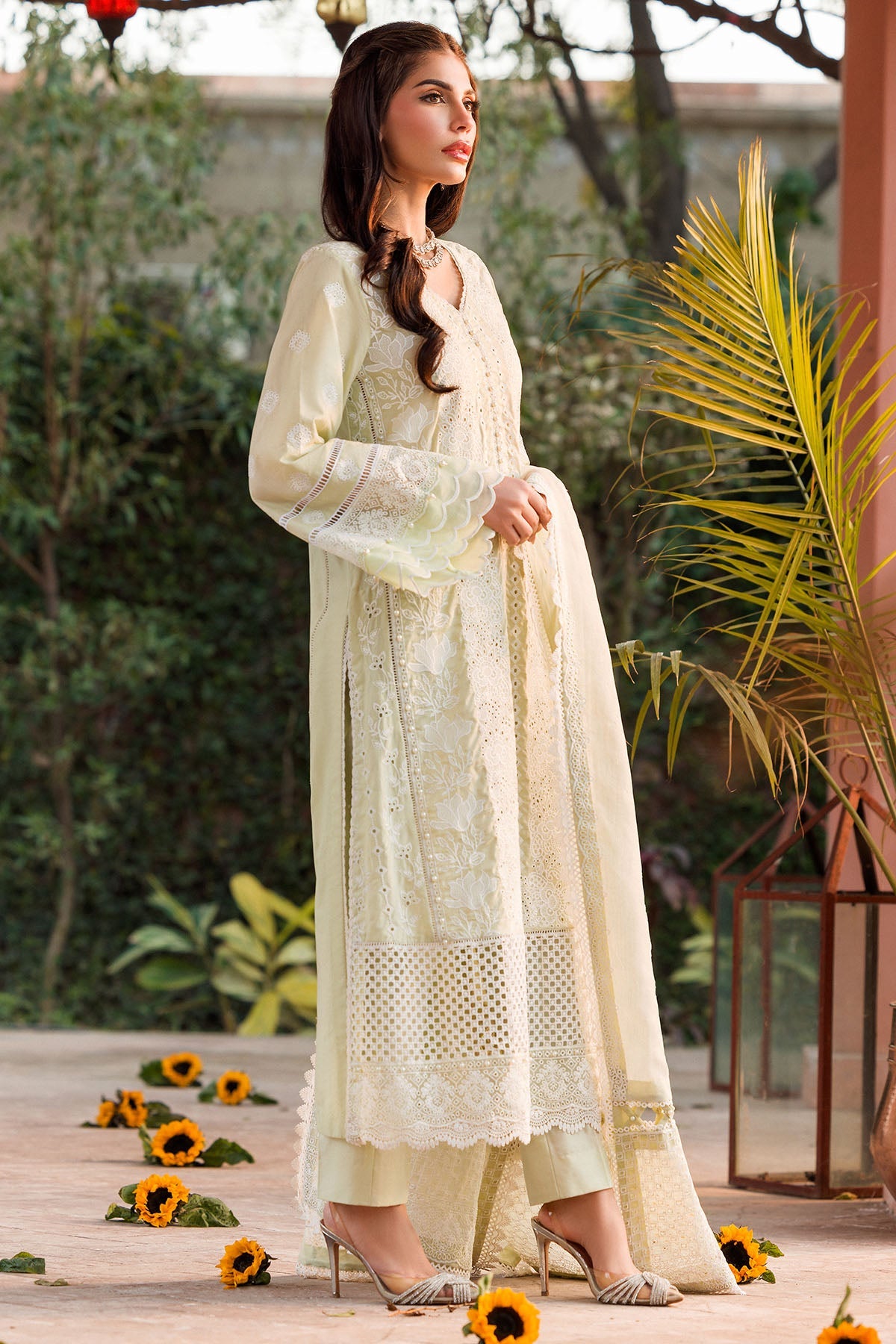 4432-BENAZIR EMBROIDERED LAWN STITCHED