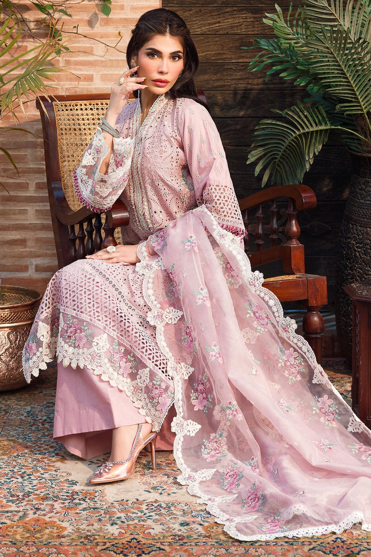 4433-PAKEEZA EMBROIDERED LAWN STITCHED