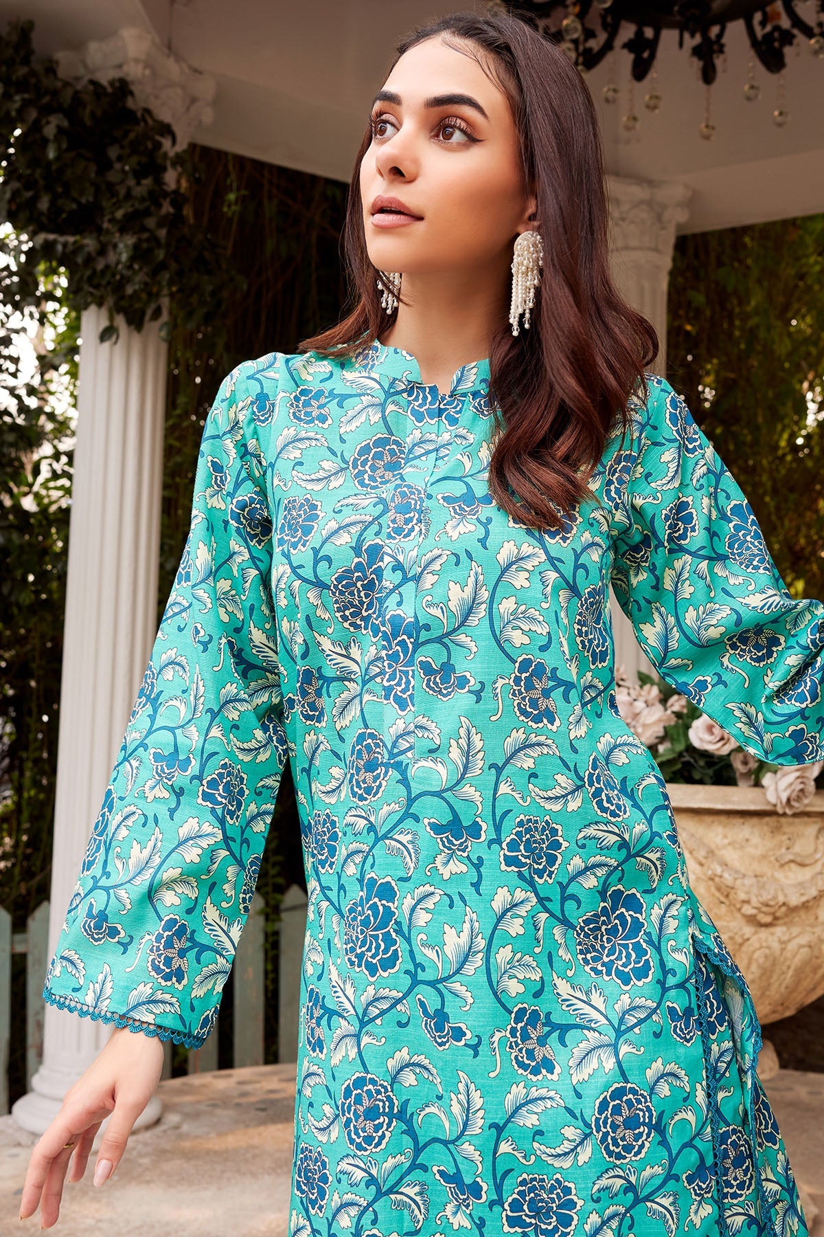 4442-ZAHRA DIGITAL PRINTED KHADDAR UNSTITCHED