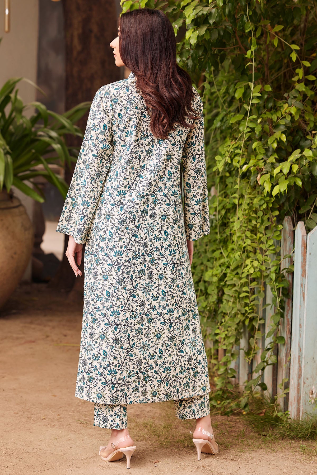 4468-JANNAT DIGITAL PRINTED KHADDAR UNSTITCHED