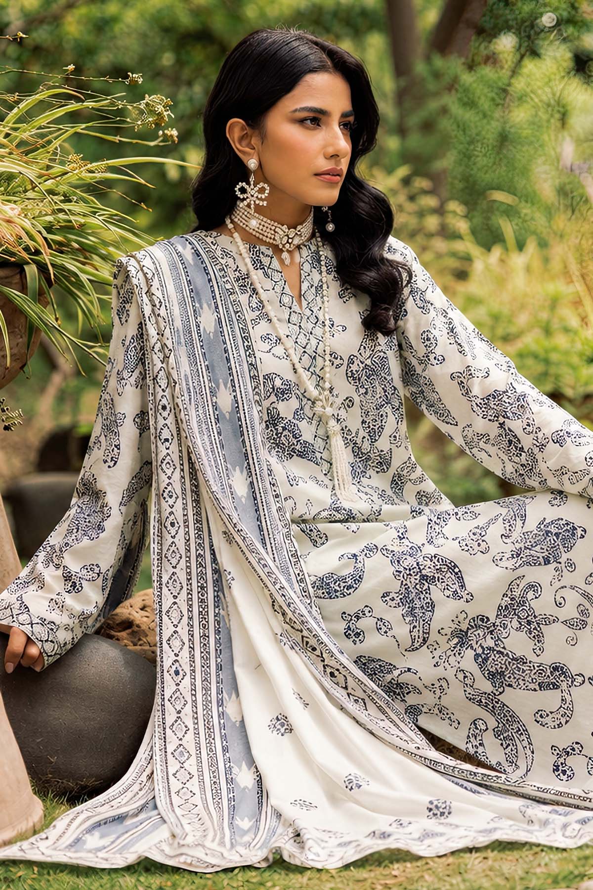 4546-JAHAN-AARA DIGITAL PRINTED LAWN UNSTITCHED