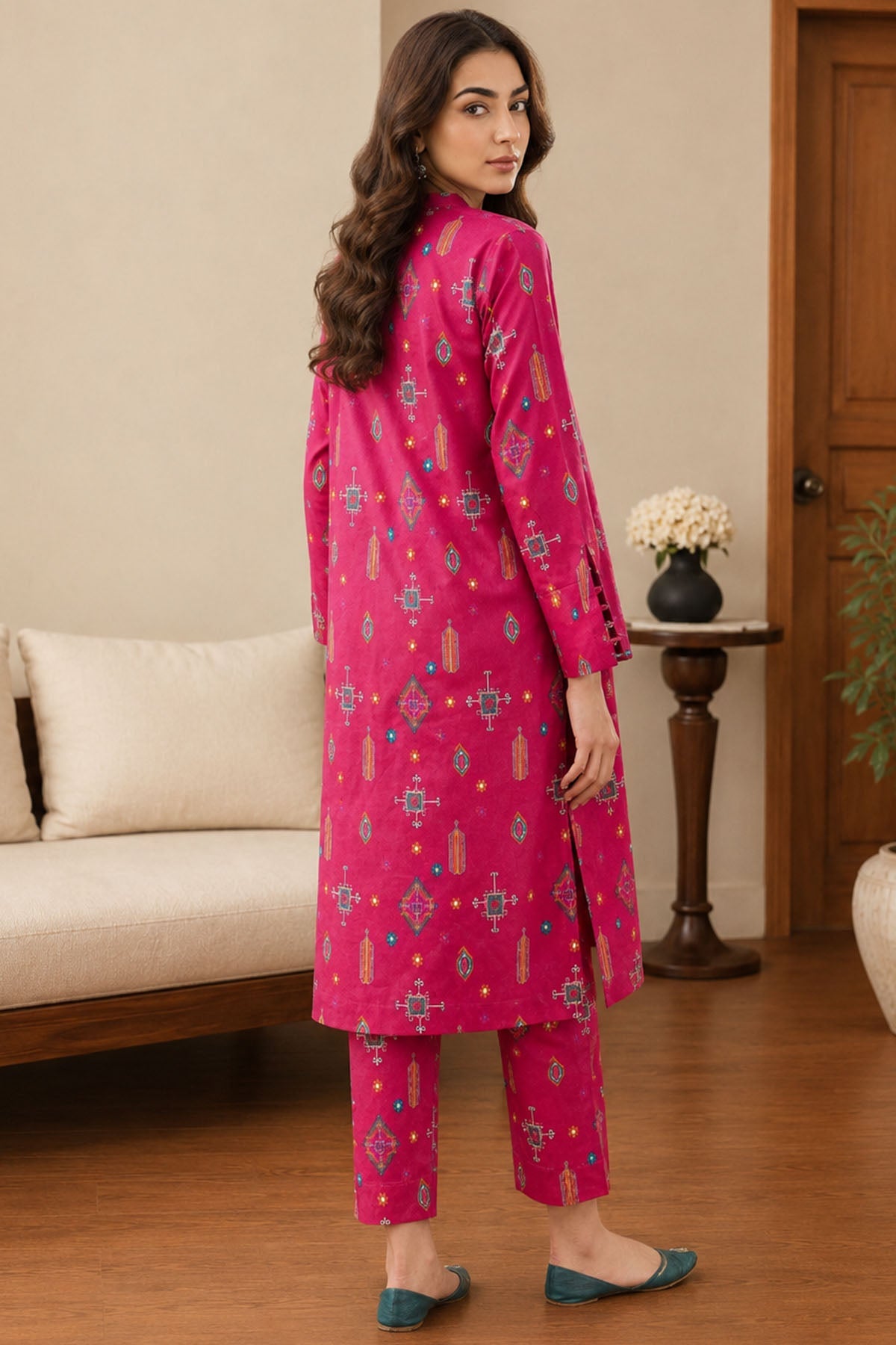 4568-MAAYA DIGITAL PRINTED LAWN STITCHED