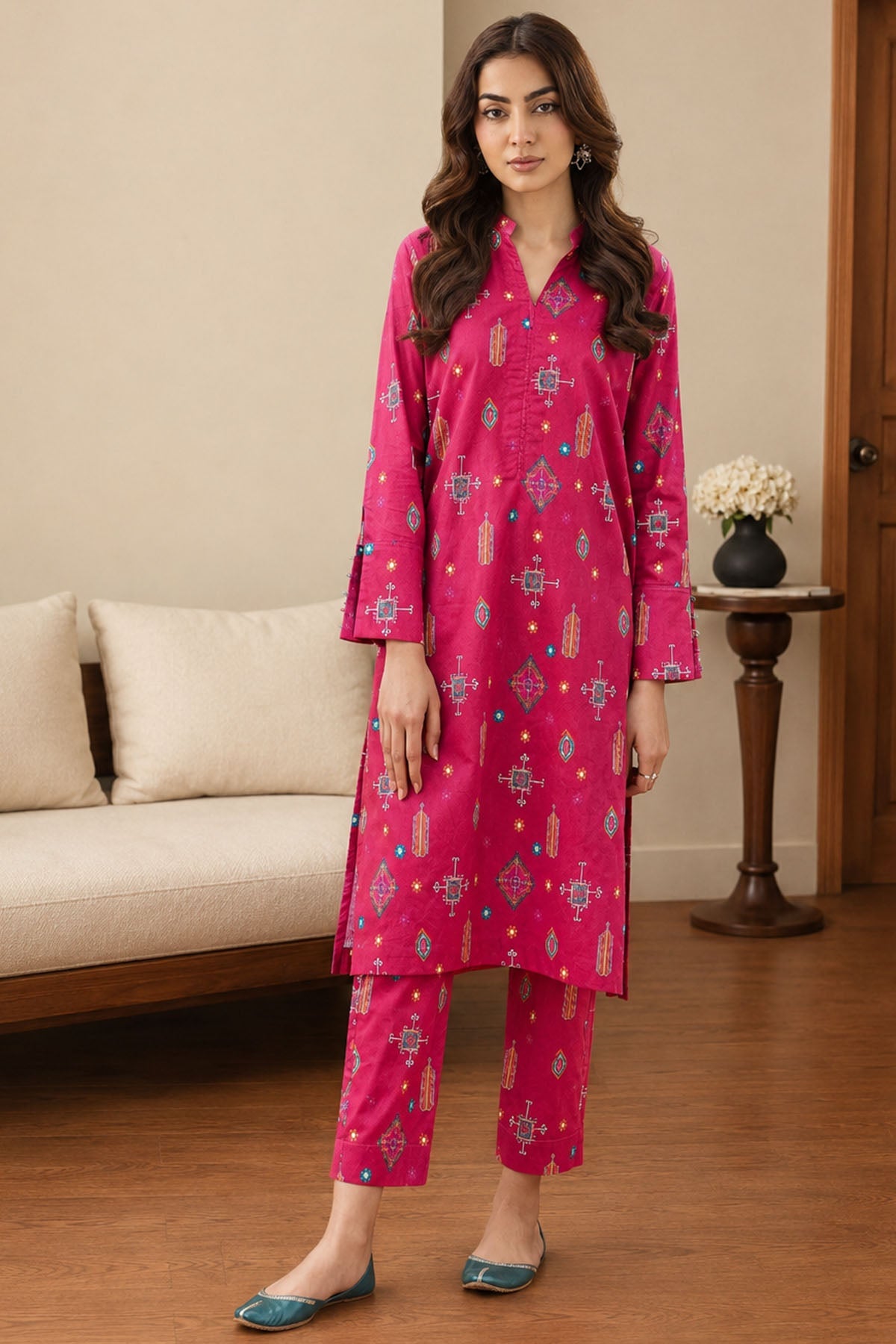 4568-MAAYA DIGITAL PRINTED LAWN STITCHED