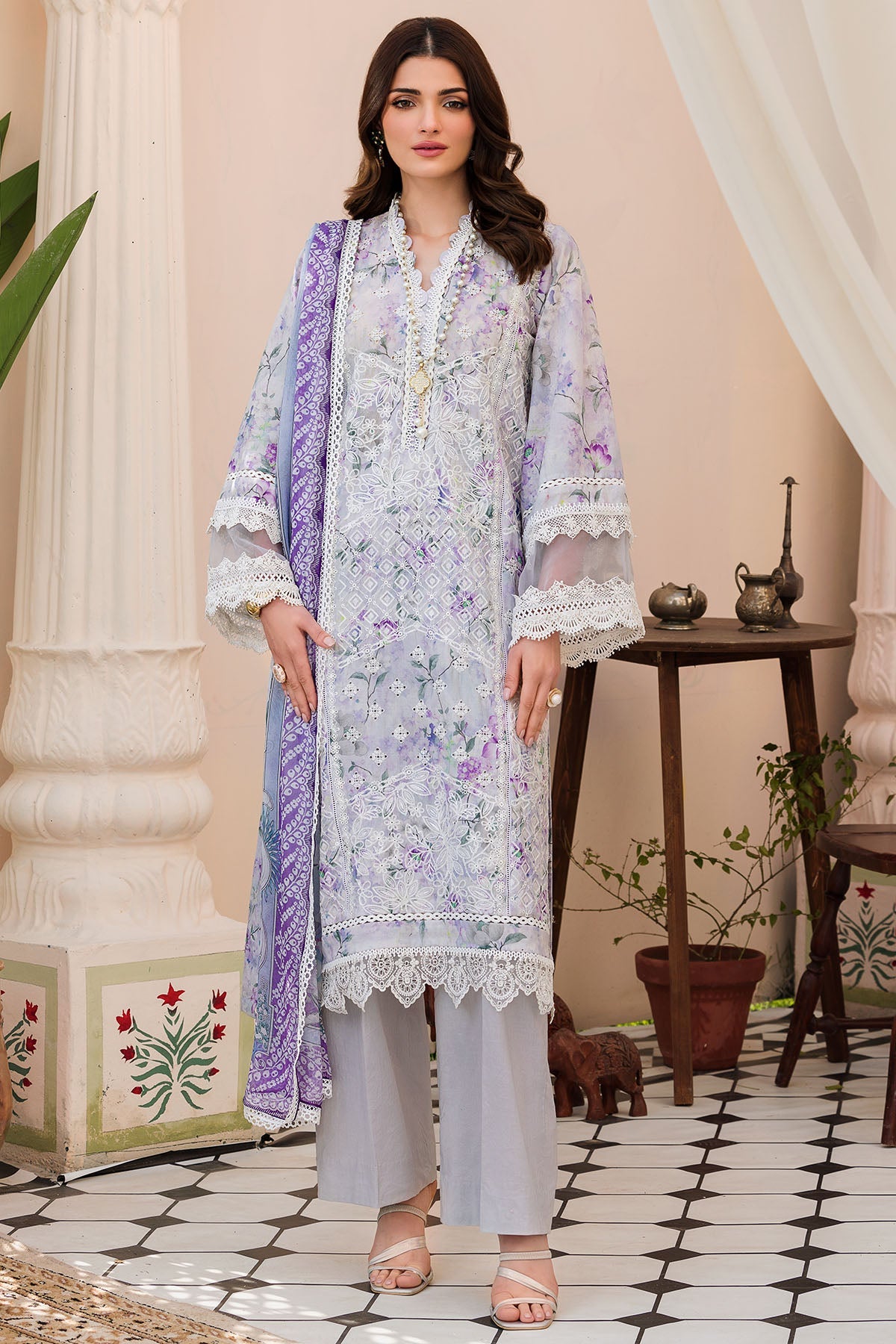 4628-IZMIT EMBROIDERED LAWN UNSTITCHED
