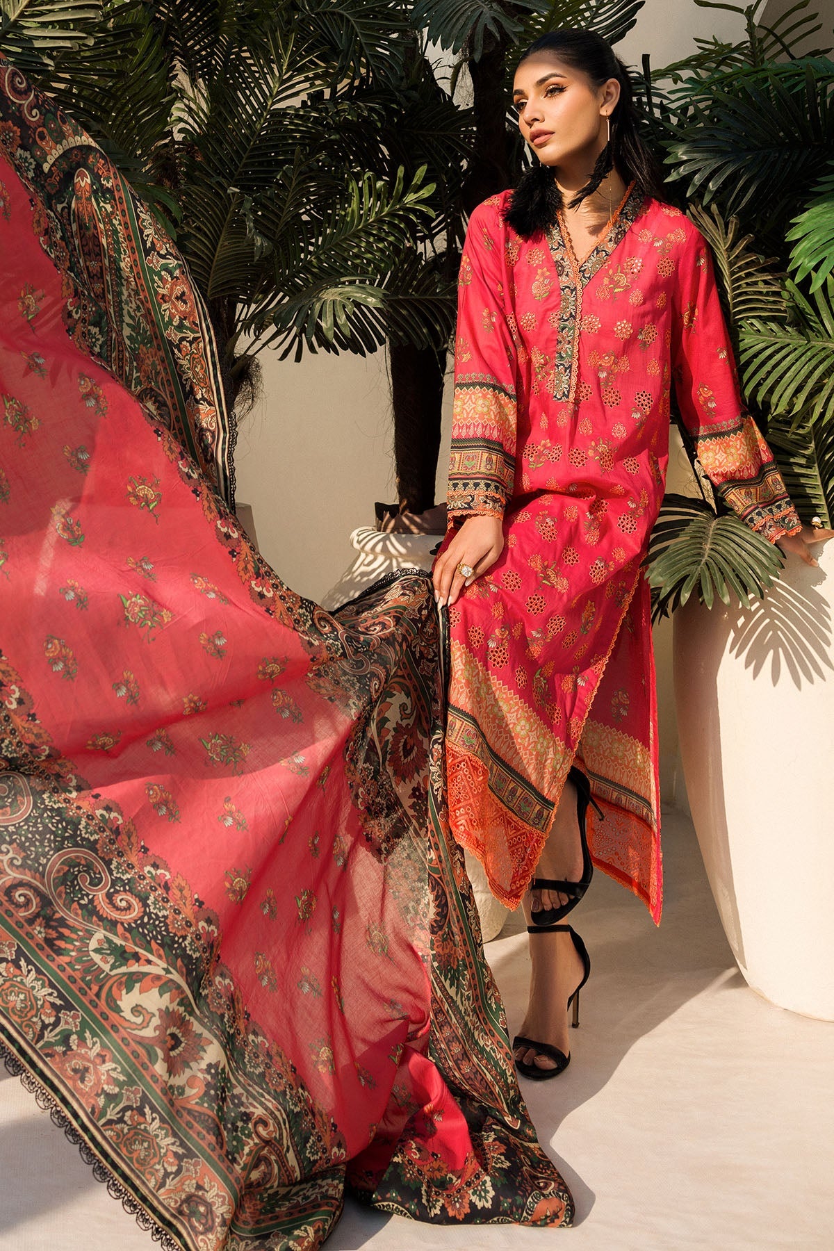 4641-SAPPHIRE DIGITAL PRINTED LAWN STITCHED