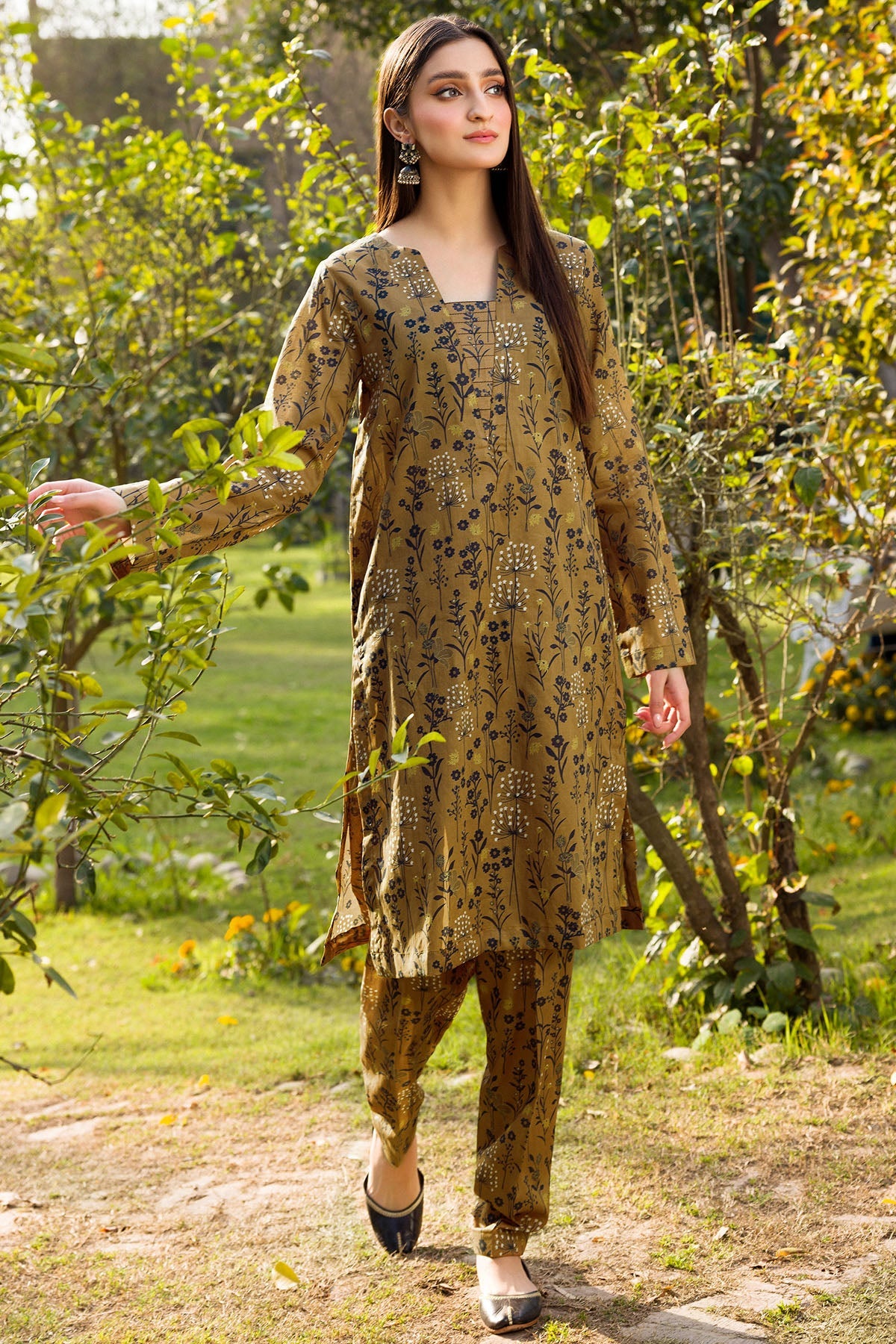 2024 RANG BY MOTIFZ DIGITAL PRINTED LAWN VOL 4